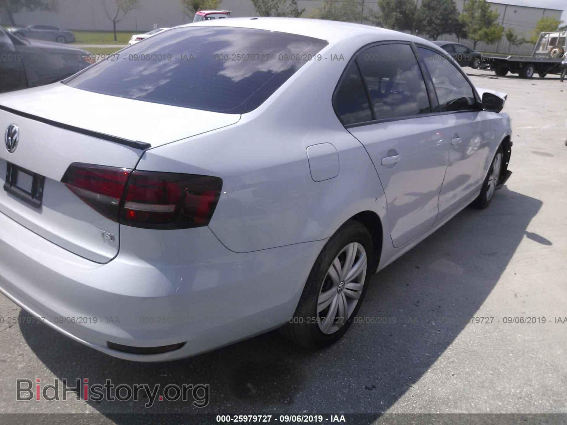 2017 VOLKSWAGEN JETTA - VIN: 3VW2B7AJ8HM335516 - Фото 4