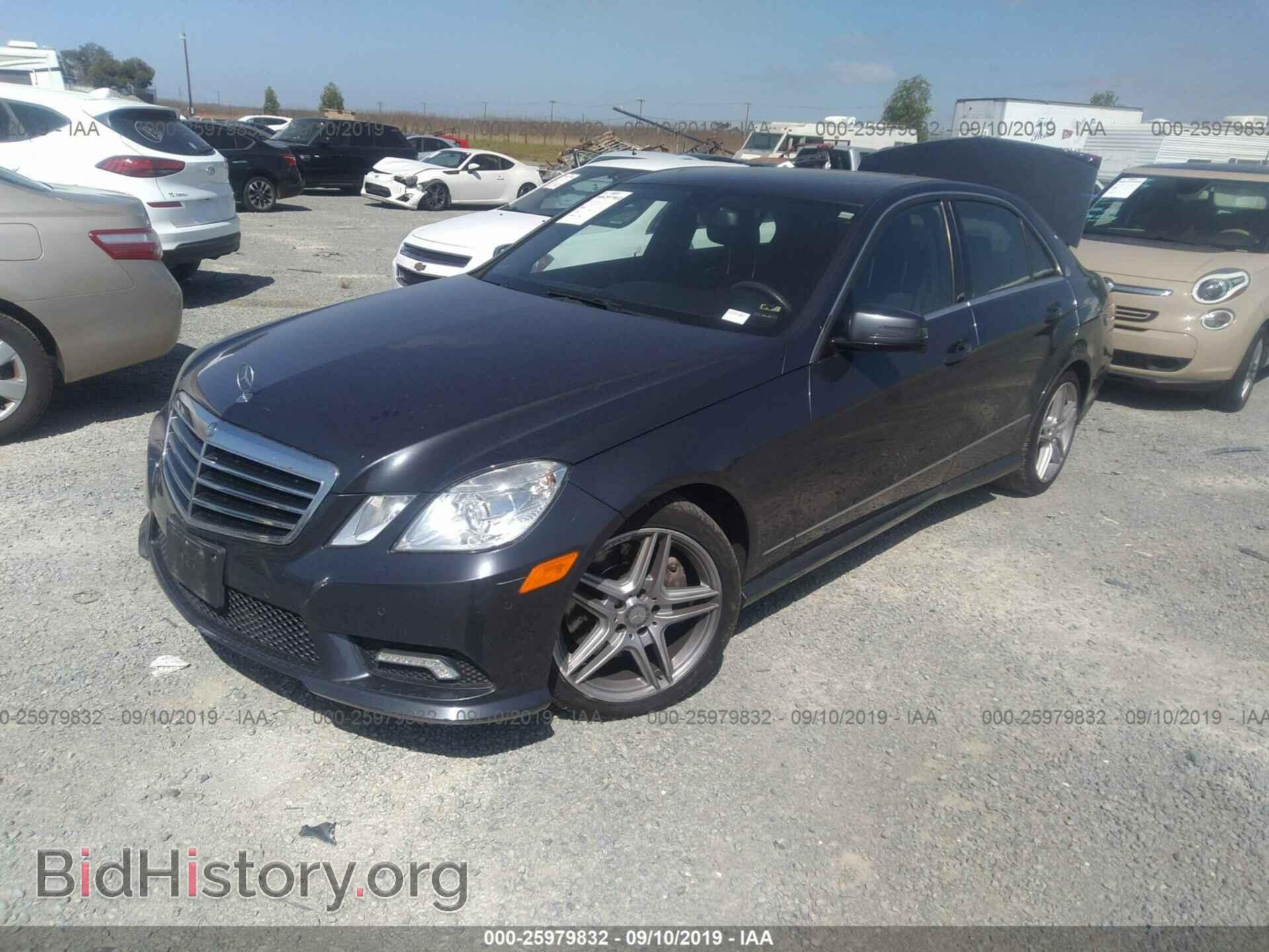 2011 MERCEDES-BENZ E - VIN: WDDHF7CB2BA288713 - Фото 2