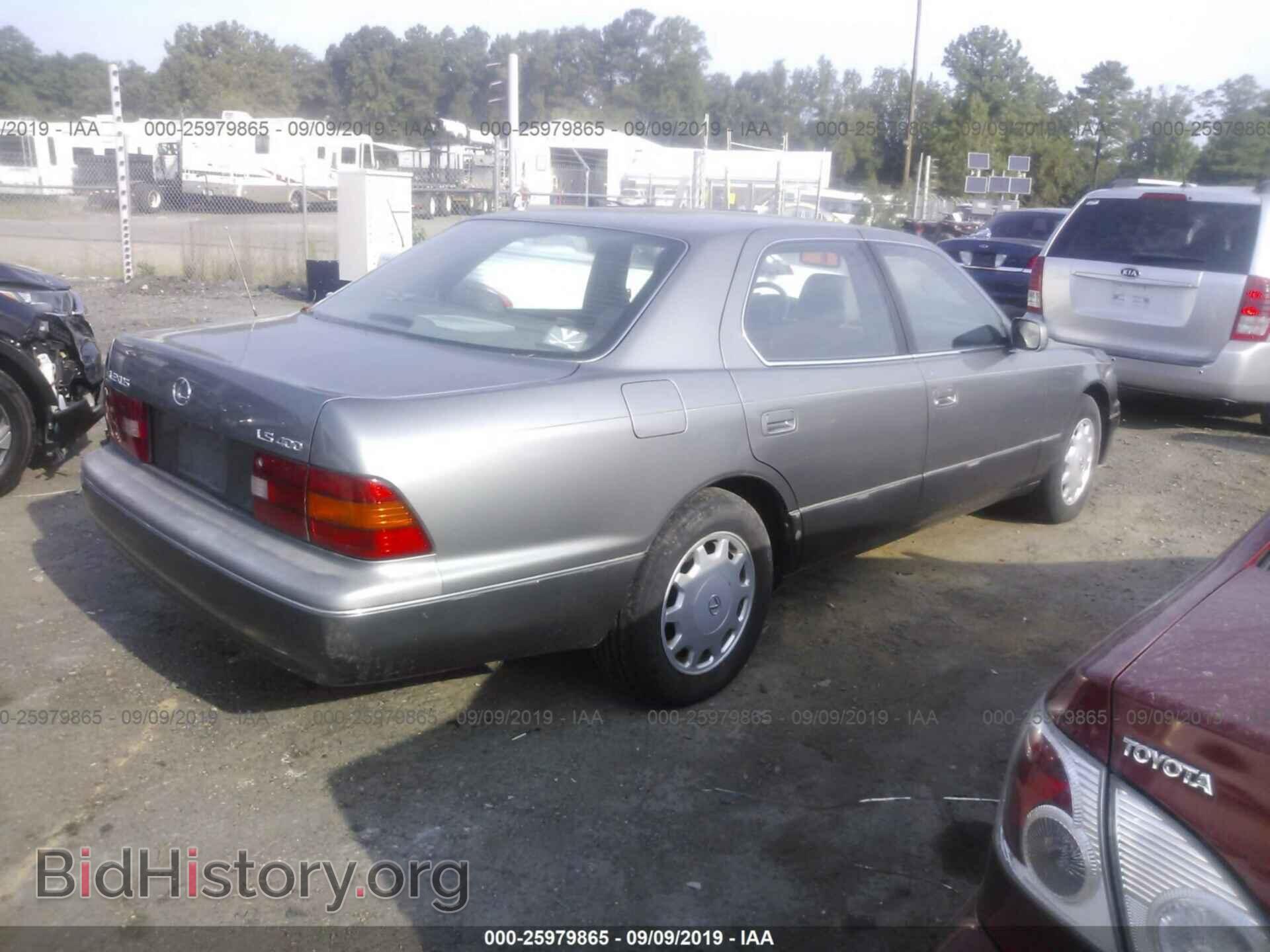 1995 LEXUS LS - VIN: JT8UF22E8S0014170 - Фото 4