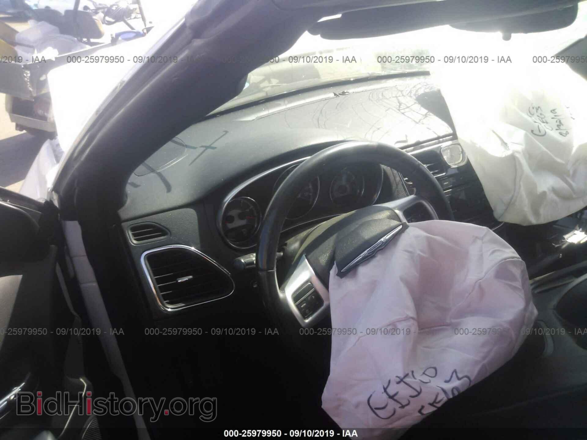 2013 CHRYSLER 200 - VIN: 1C3BCBEB0DN532979 - Фото 8