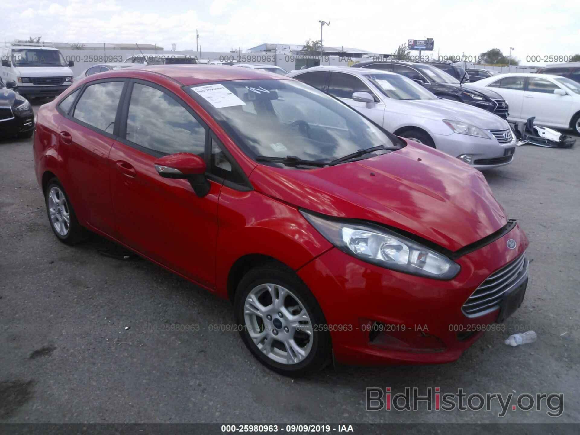 Photo 3FADP4BJ2FM201176 - FORD FIESTA 2015