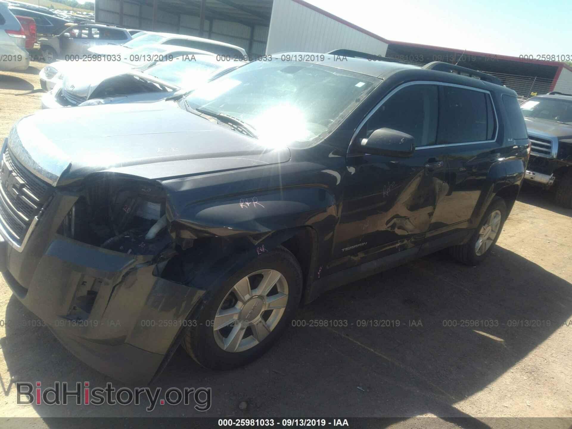 2010 GMC TERRAIN - VIN: 2CTALDEW3A6240401 - Photo 2