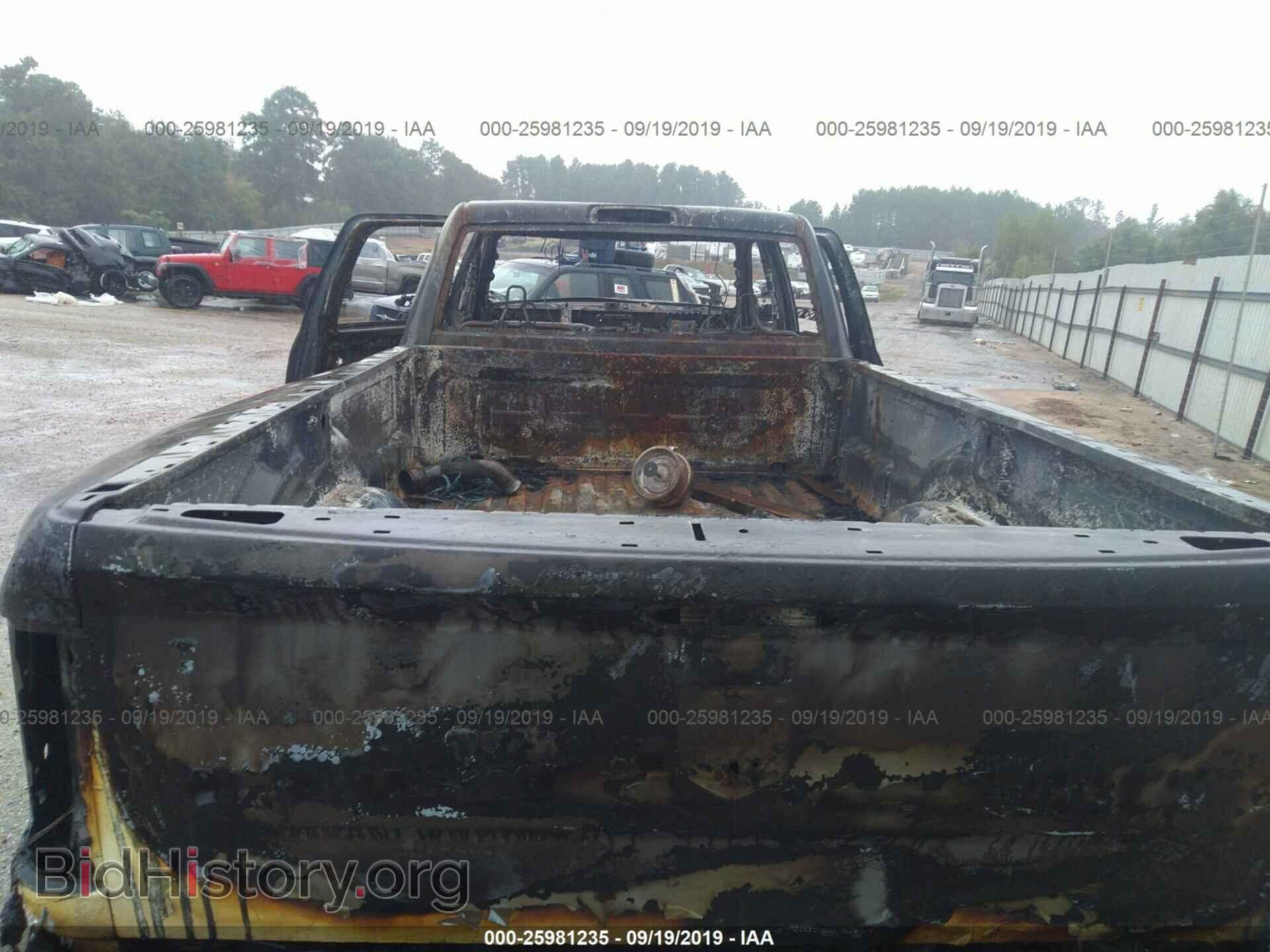 2014 RAM 3500 - VIN: 3C63RRJLXEG240652 - Фото 8
