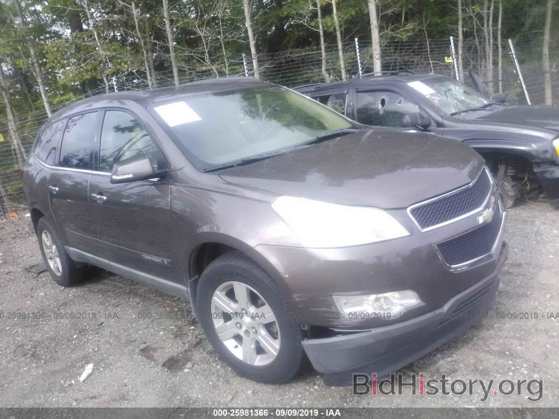 Photo 1GNEV23D69S175864 - CHEVROLET TRAVERSE 2009