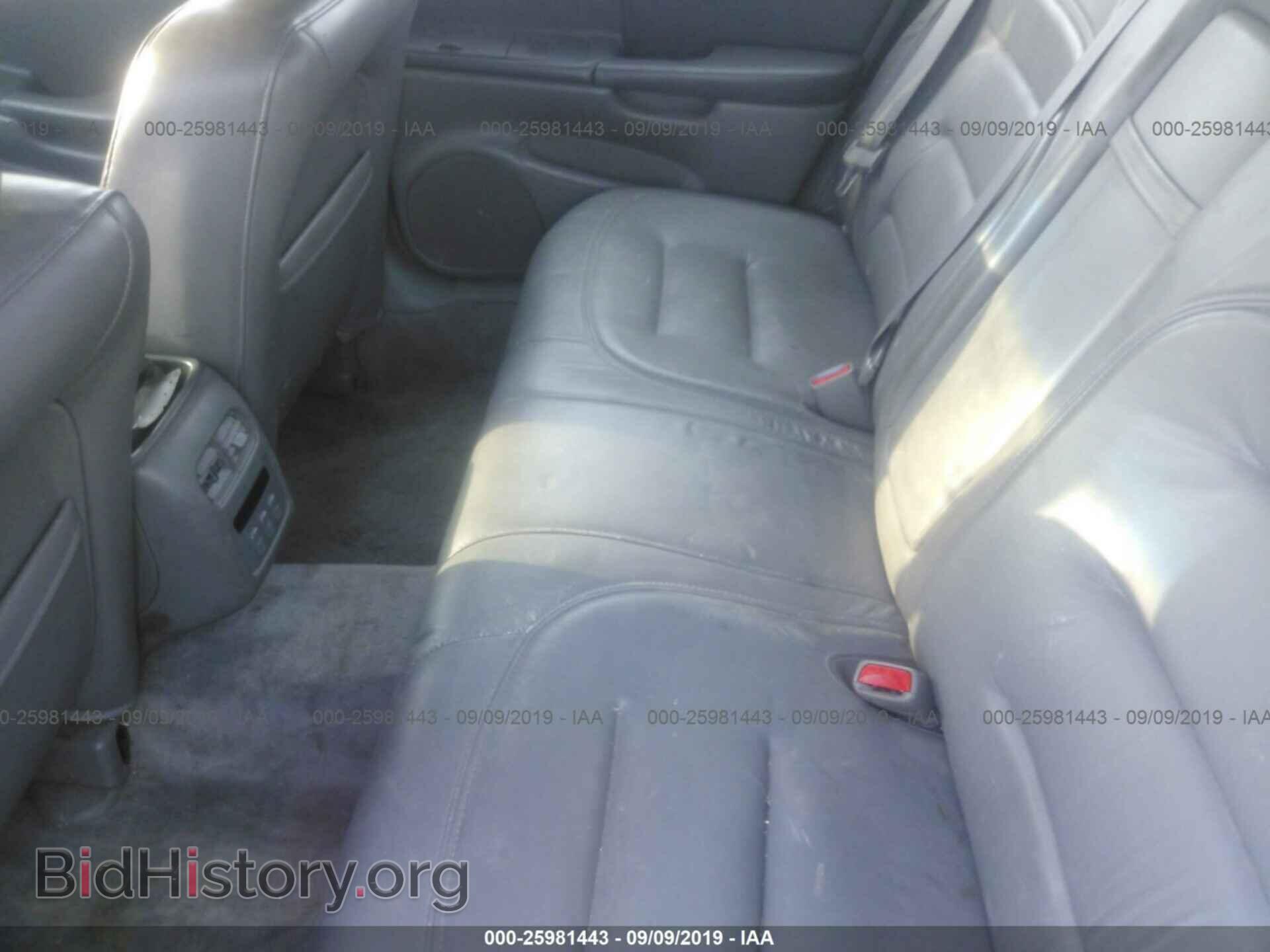 2002 CADILLAC DEVILLE - VIN: 1G6KD54Y92U120341 - Photo 8