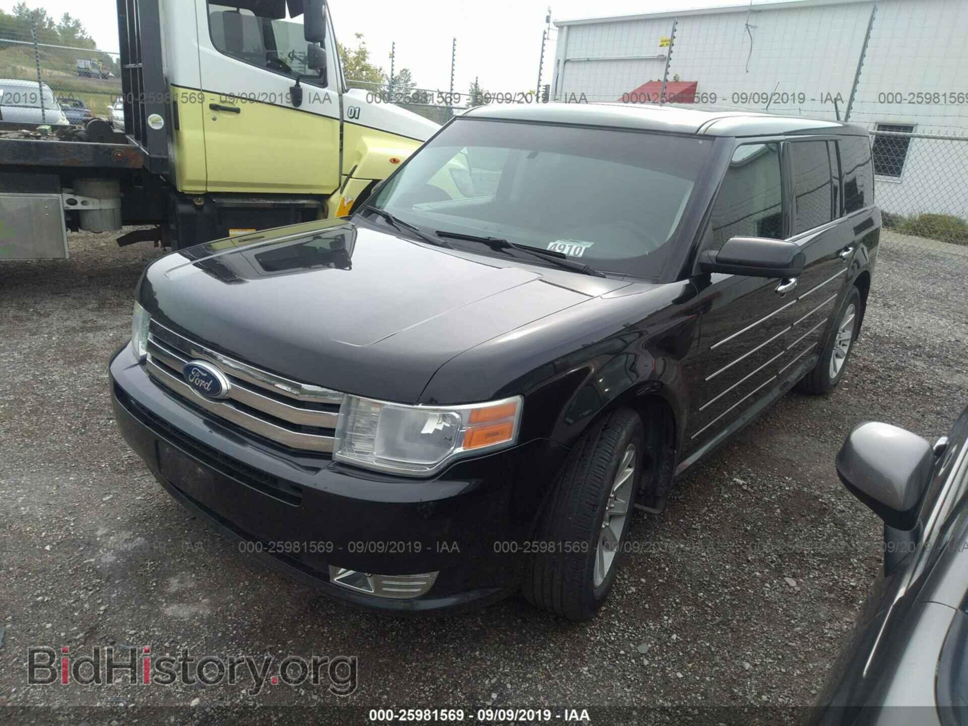 2011 FORD FLEX - VIN: 2FMGK5CC1BBD04804 - Photo 2