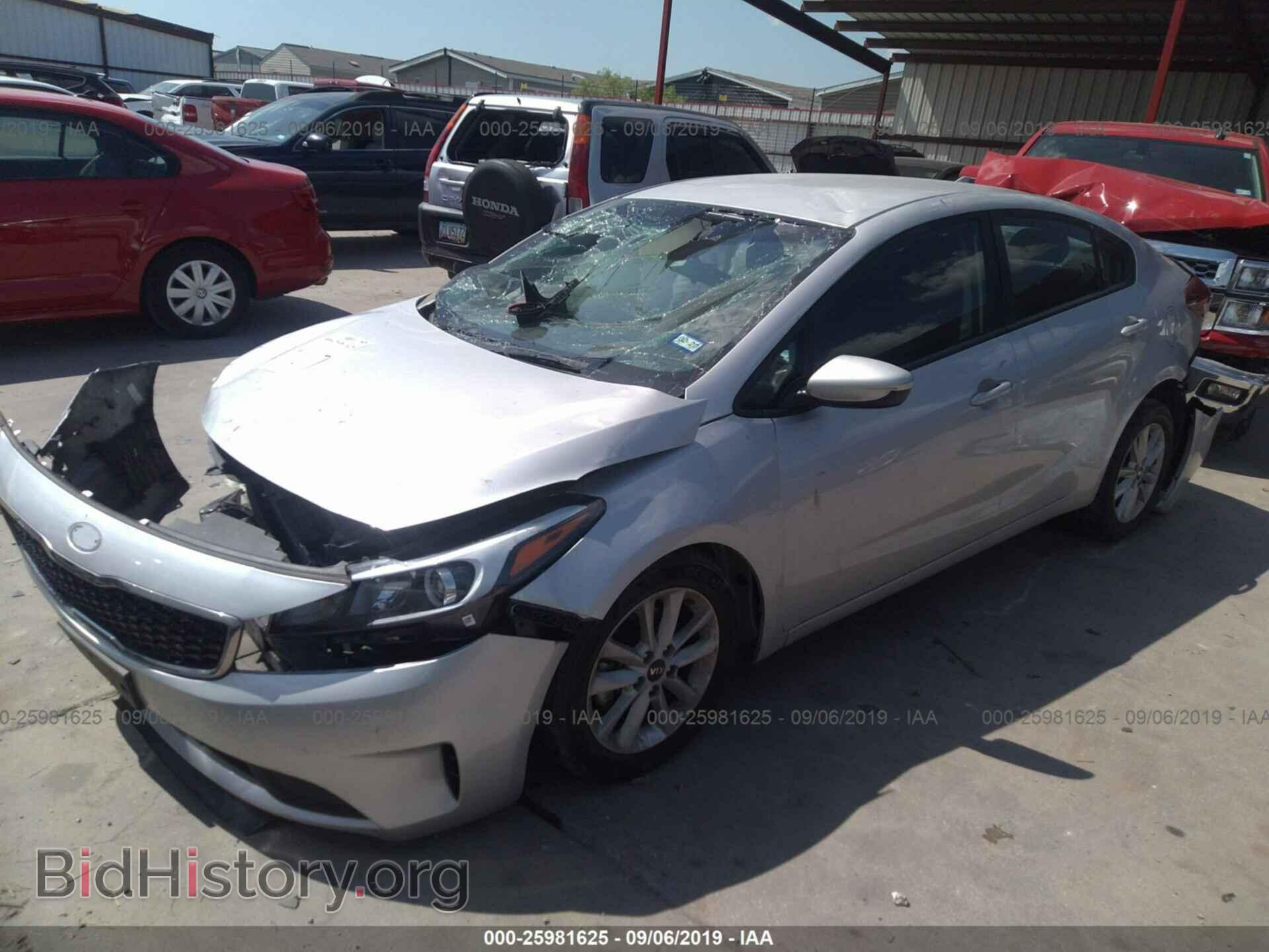2017 KIA FORTE - VIN: 3KPFL4A78HE149473 - Фото 2