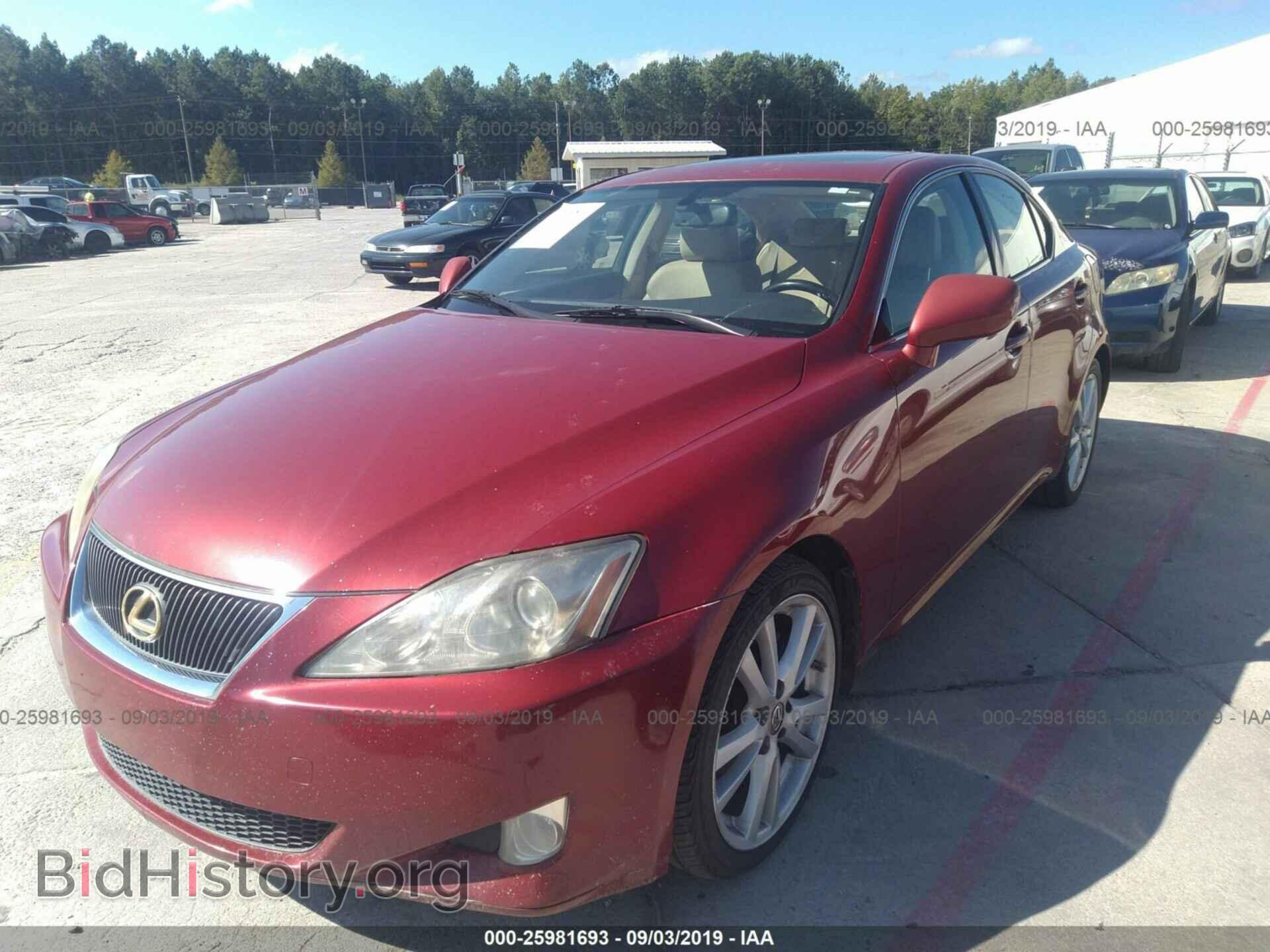 2007 LEXUS IS - VIN: JTHBK262972042171 - Photo 2