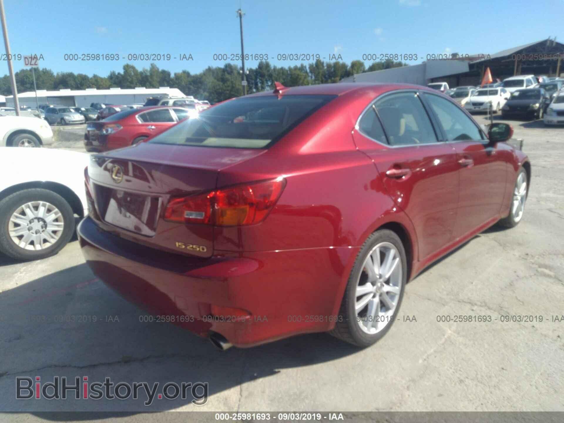 2007 LEXUS IS - VIN: JTHBK262972042171 - Photo 4