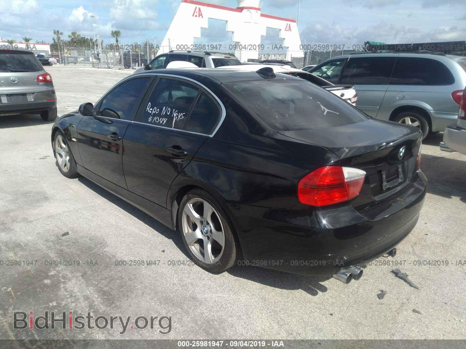 2006 BMW 330 - VIN: WBAVB33536KR77586 - Фото 3