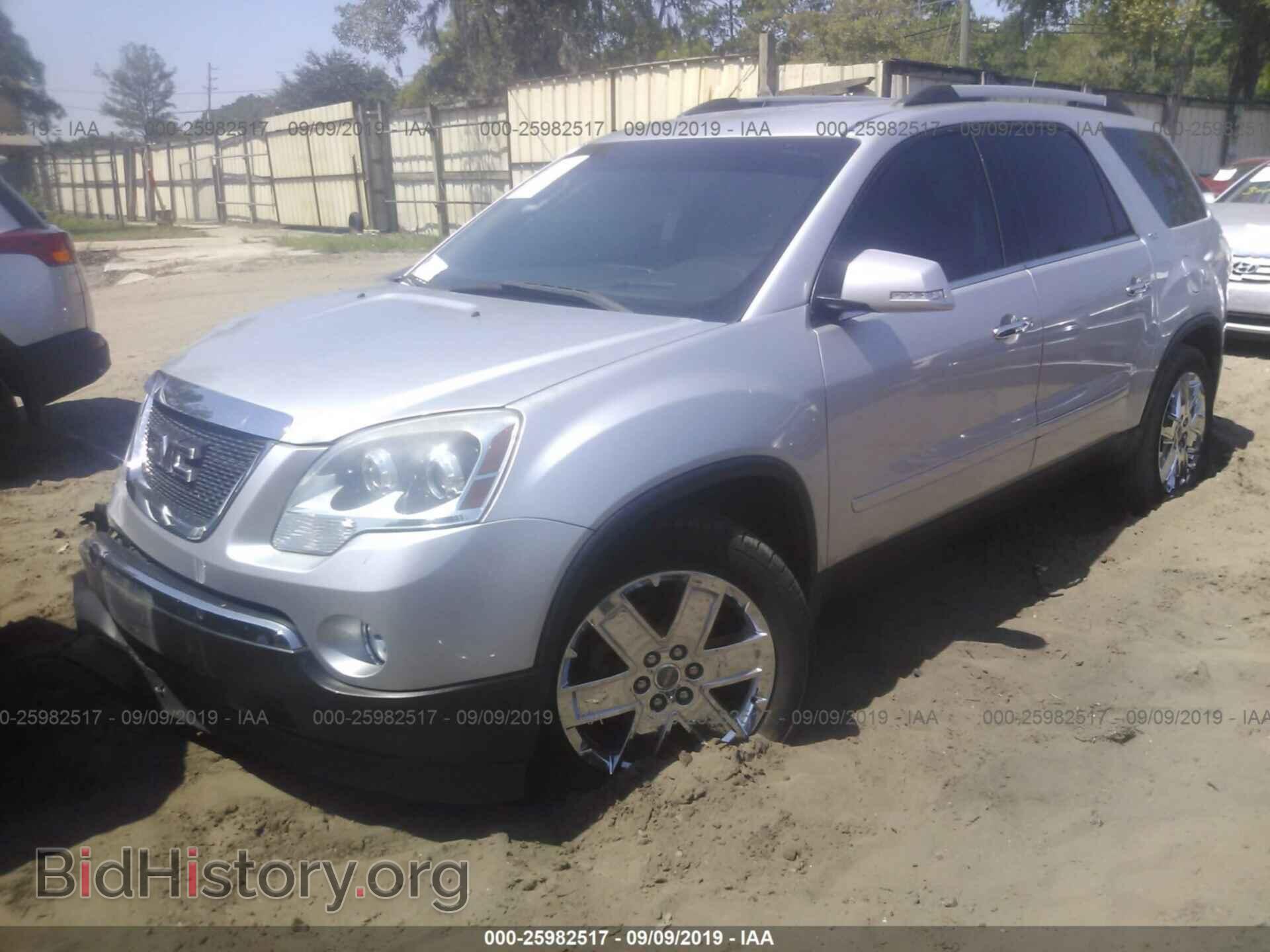 2010 GMC ACADIA - VIN: 1GKLRNED4AJ219720 - Фото 2