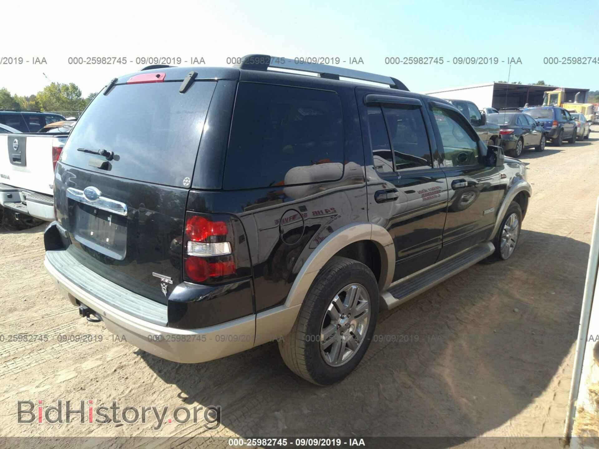 2006 FORD EXPLORER - VIN: 1FMEU64836UB27190 - Фото 4