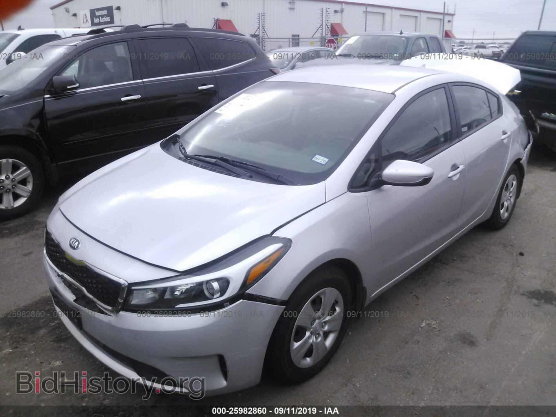 2017 KIA FORTE - VIN: 3KPFK4A70HE024728 - Photo 2