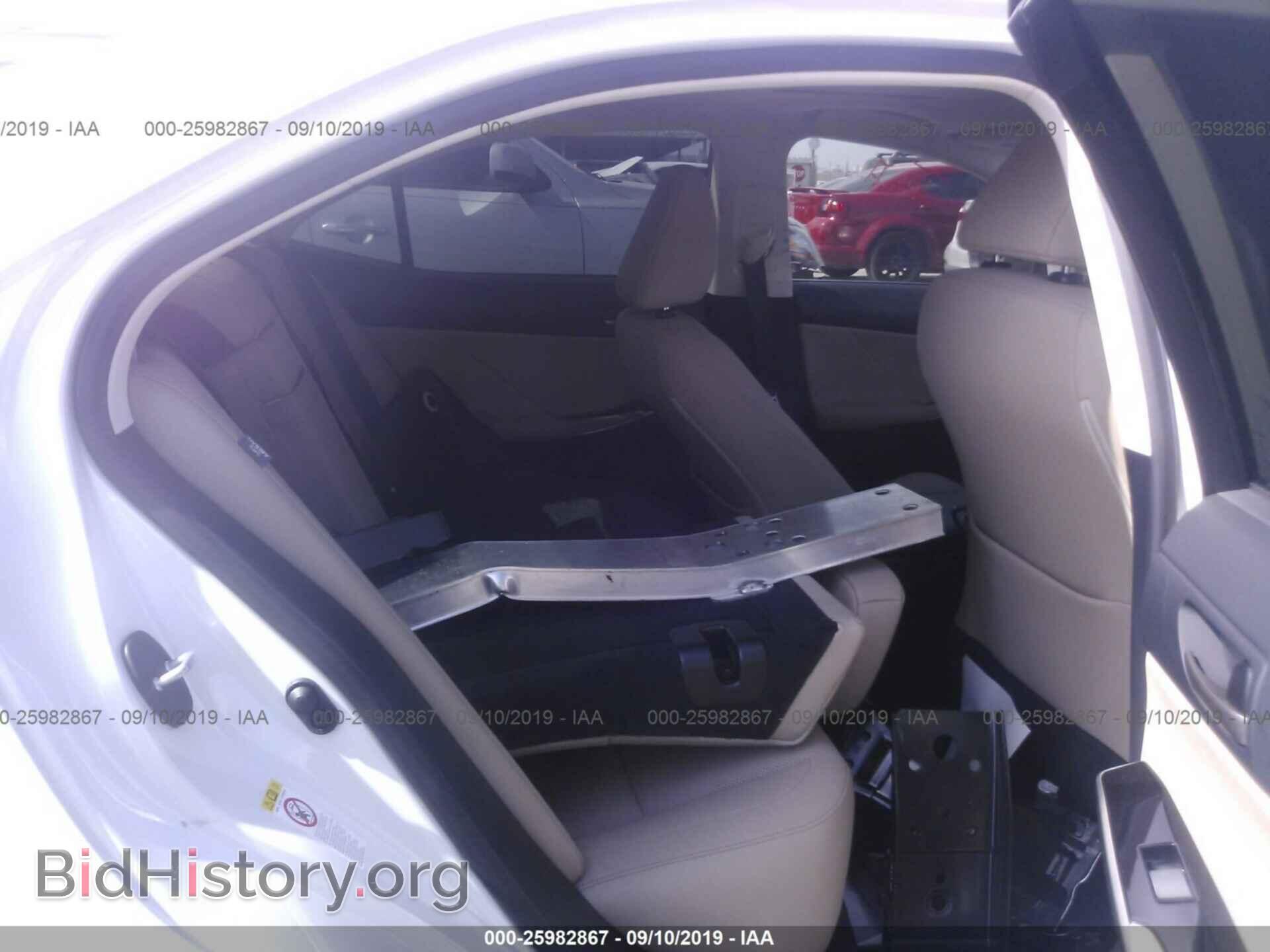 2019 LEXUS IS - VIN: JTHBA1D24K5086781 - Фото 8