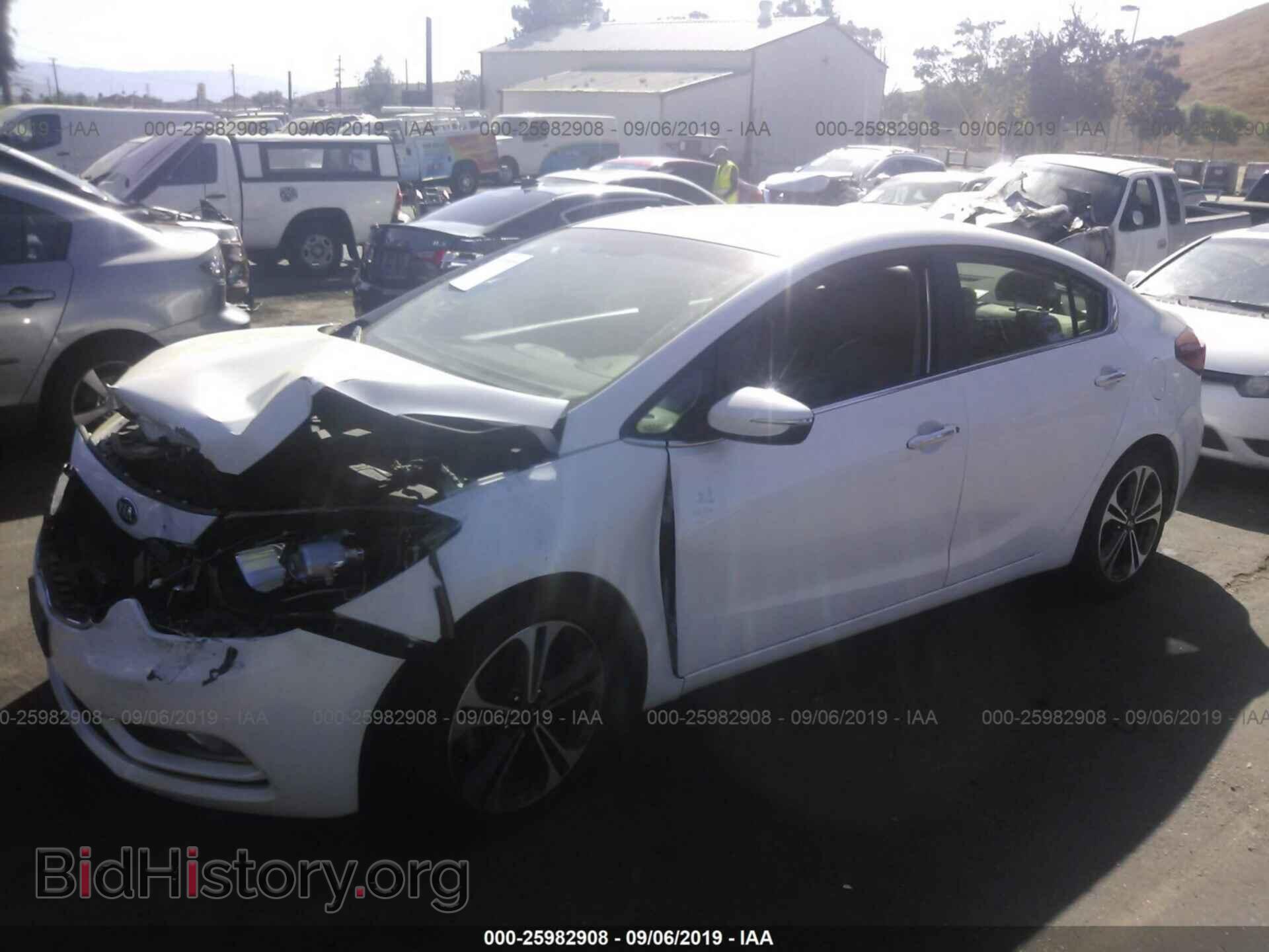 2014 KIA Forte - VIN: KNAFZ4A8XE5111920 - Photo 2