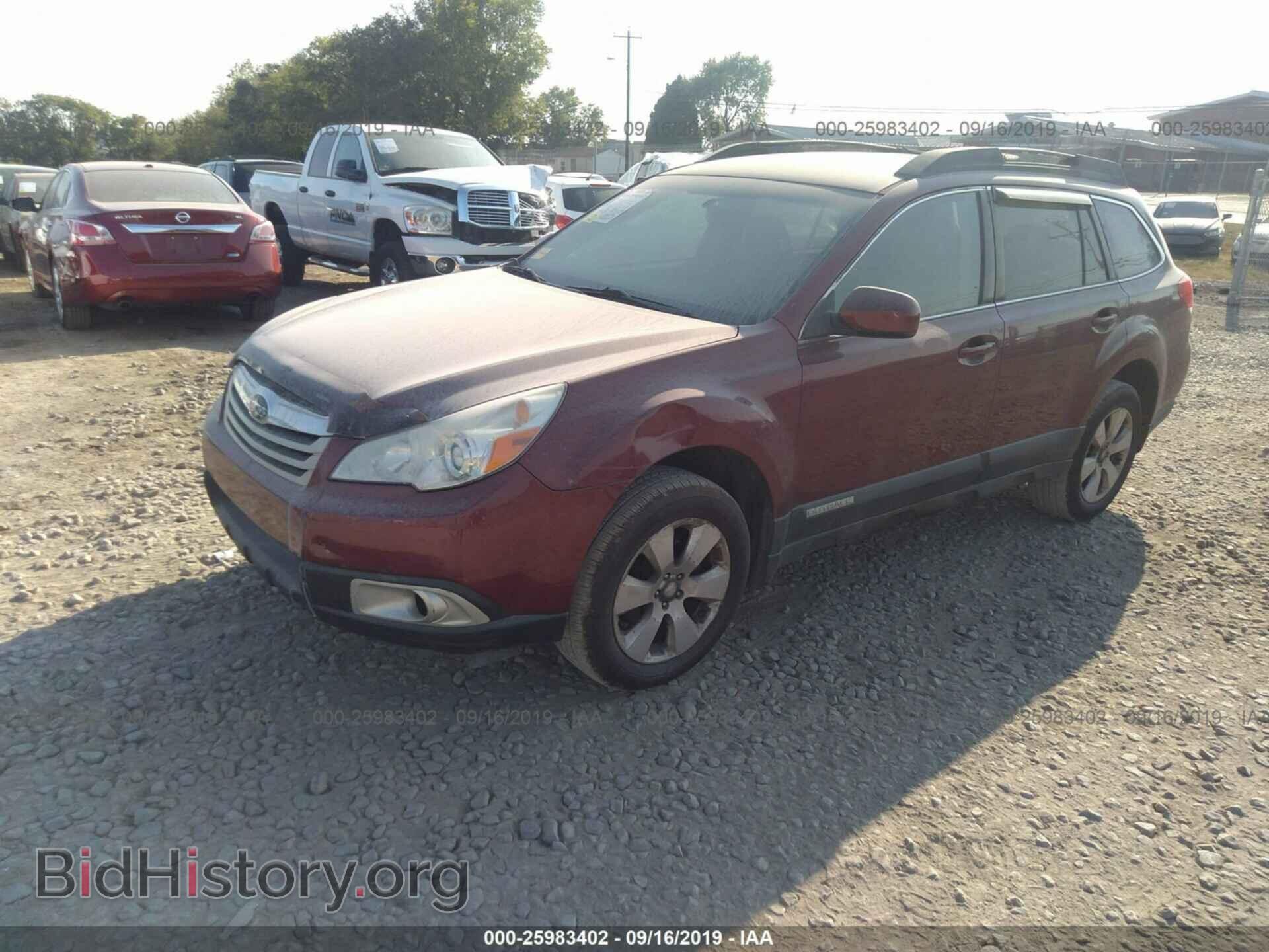 2011 SUBARU OUTBACK - VIN: 4S4BRBCC4B3417067 - Фото 2