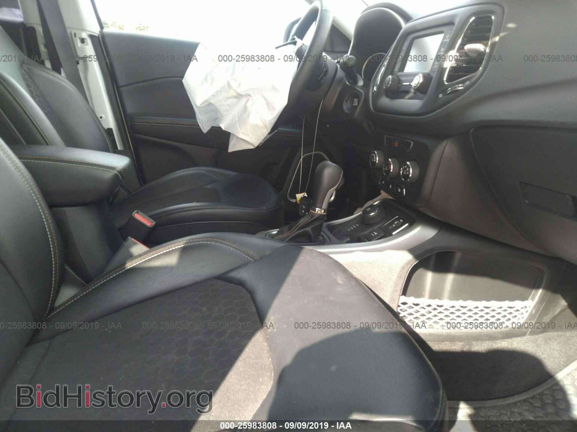 2017 JEEP COMPASS - VIN: 3C4NJDBB8HT672153 - Фото 5