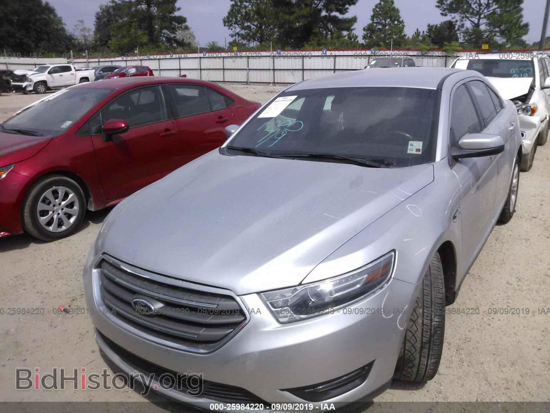 2015 FORD TAURUS - VIN: 1FAHP2E88FG189656 - Фото 2