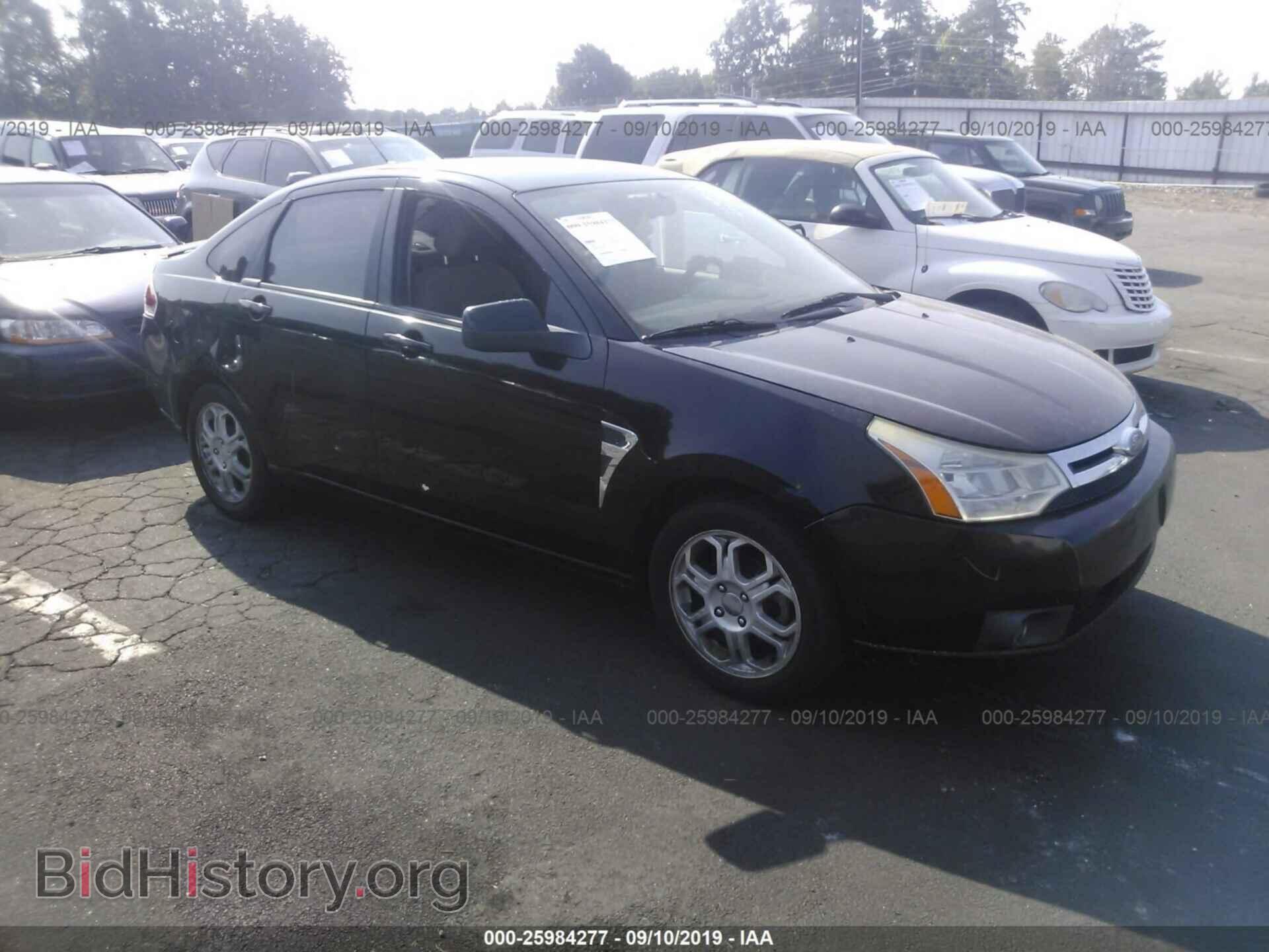 Фотография 1FAHP35N08W192328 - FORD FOCUS 2008
