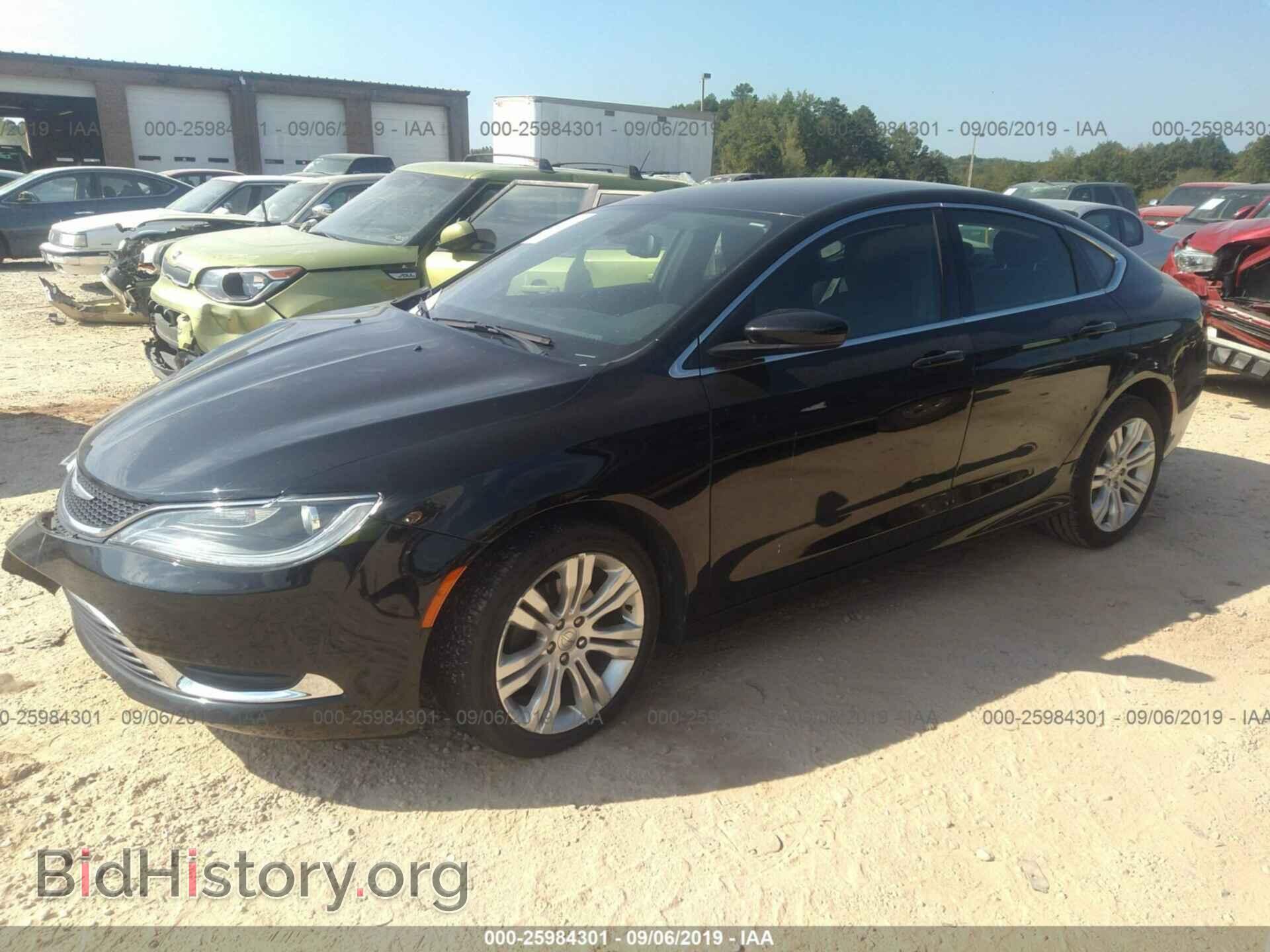 2016 CHRYSLER 200 - VIN: 1C3CCCAB1GN135379 - Фото 2