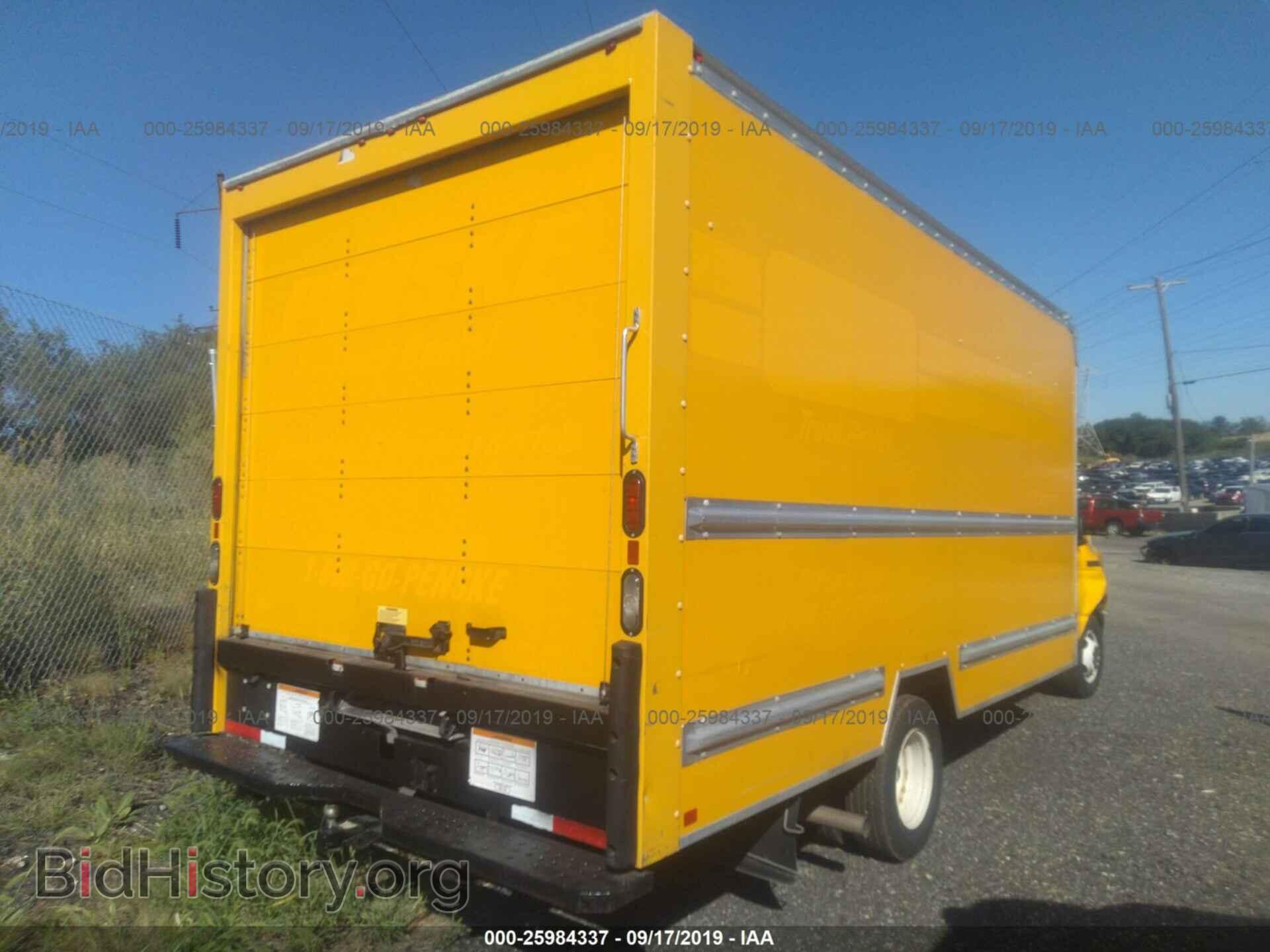 2016 FORD ECONOLINE - VIN: 1FDWE3FS4GDC38597 - Фото 4