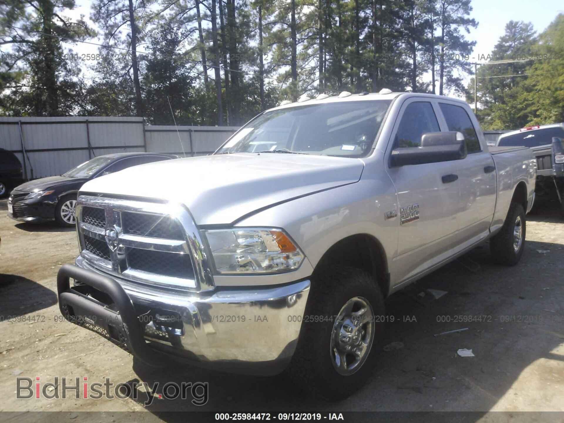 2013 RAM 2500 - VIN: 3C6TR5CT9DG512600 - Фото 2