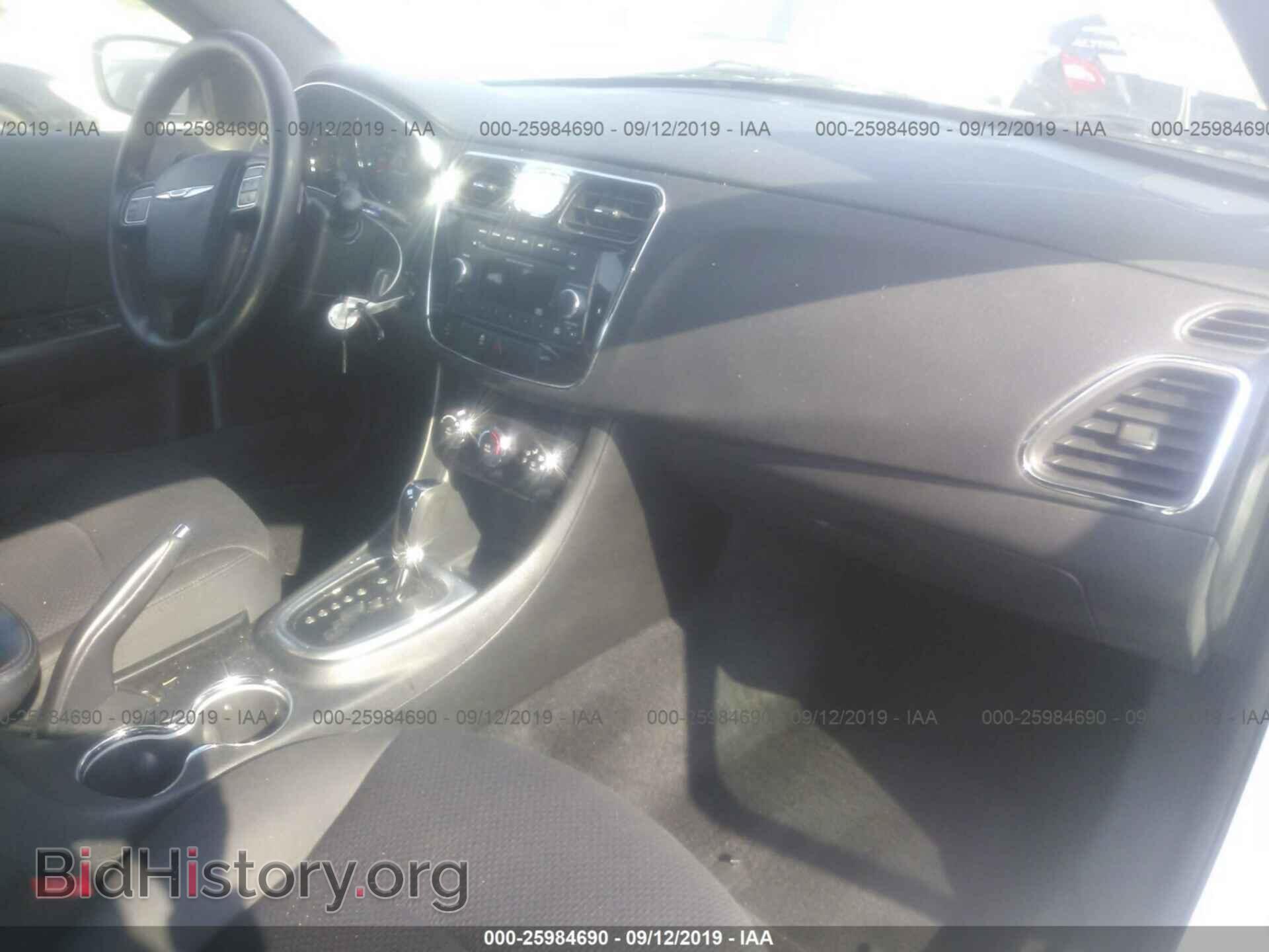 2014 CHRYSLER 200 - VIN: 1C3CCBAB0EN206689 - Фото 5