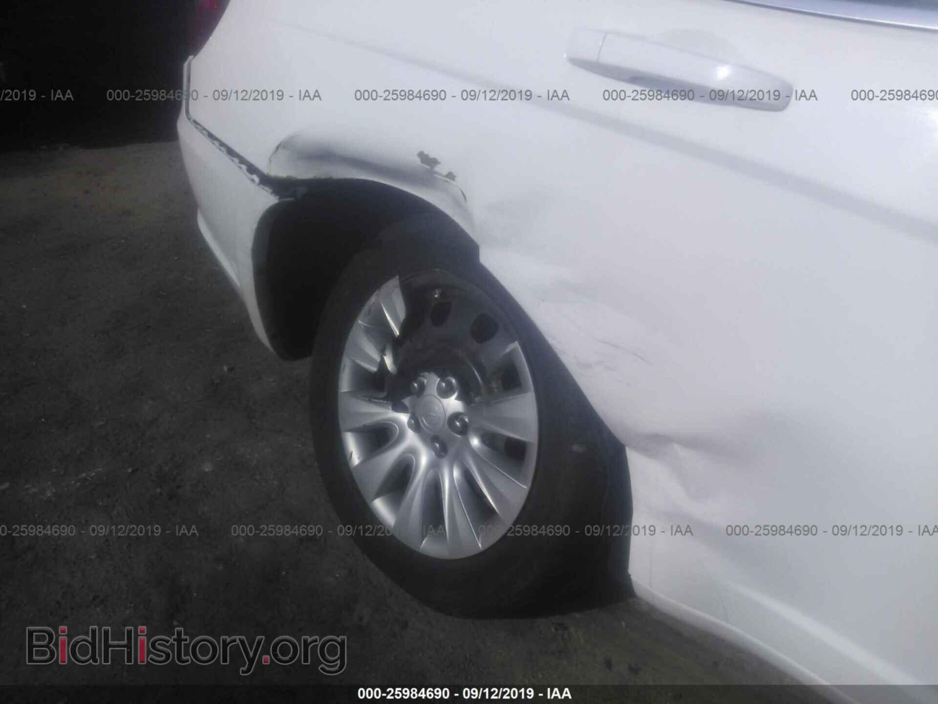 2014 CHRYSLER 200 - VIN: 1C3CCBAB0EN206689 - Фото 6