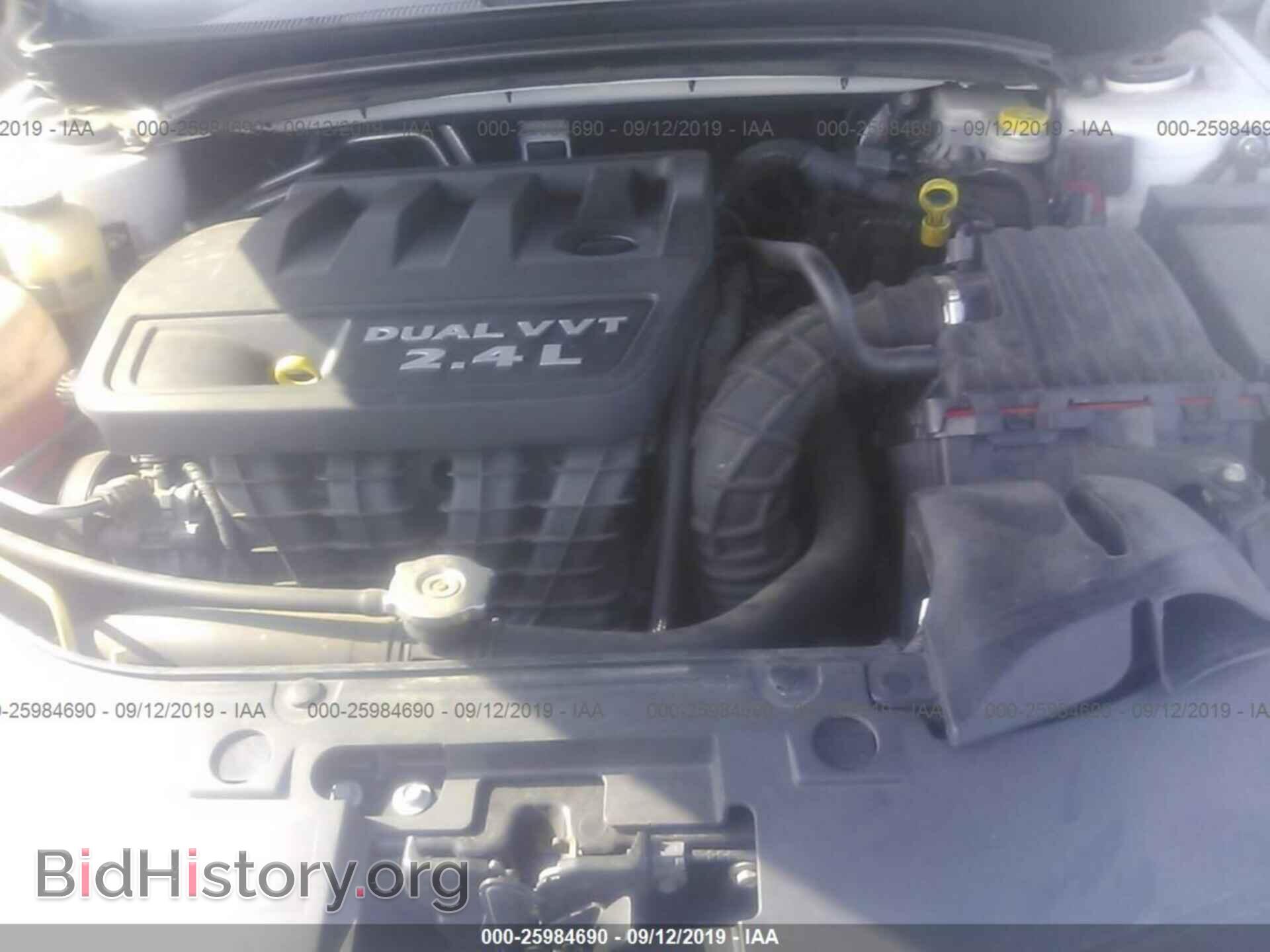 2014 CHRYSLER 200 - VIN: 1C3CCBAB0EN206689 - Фото 10