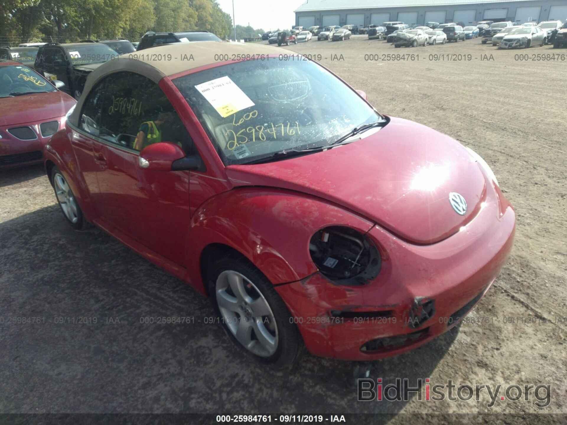 Photo 3VWSG31Y36M319714 - VOLKSWAGEN NEW BEETLE 2006