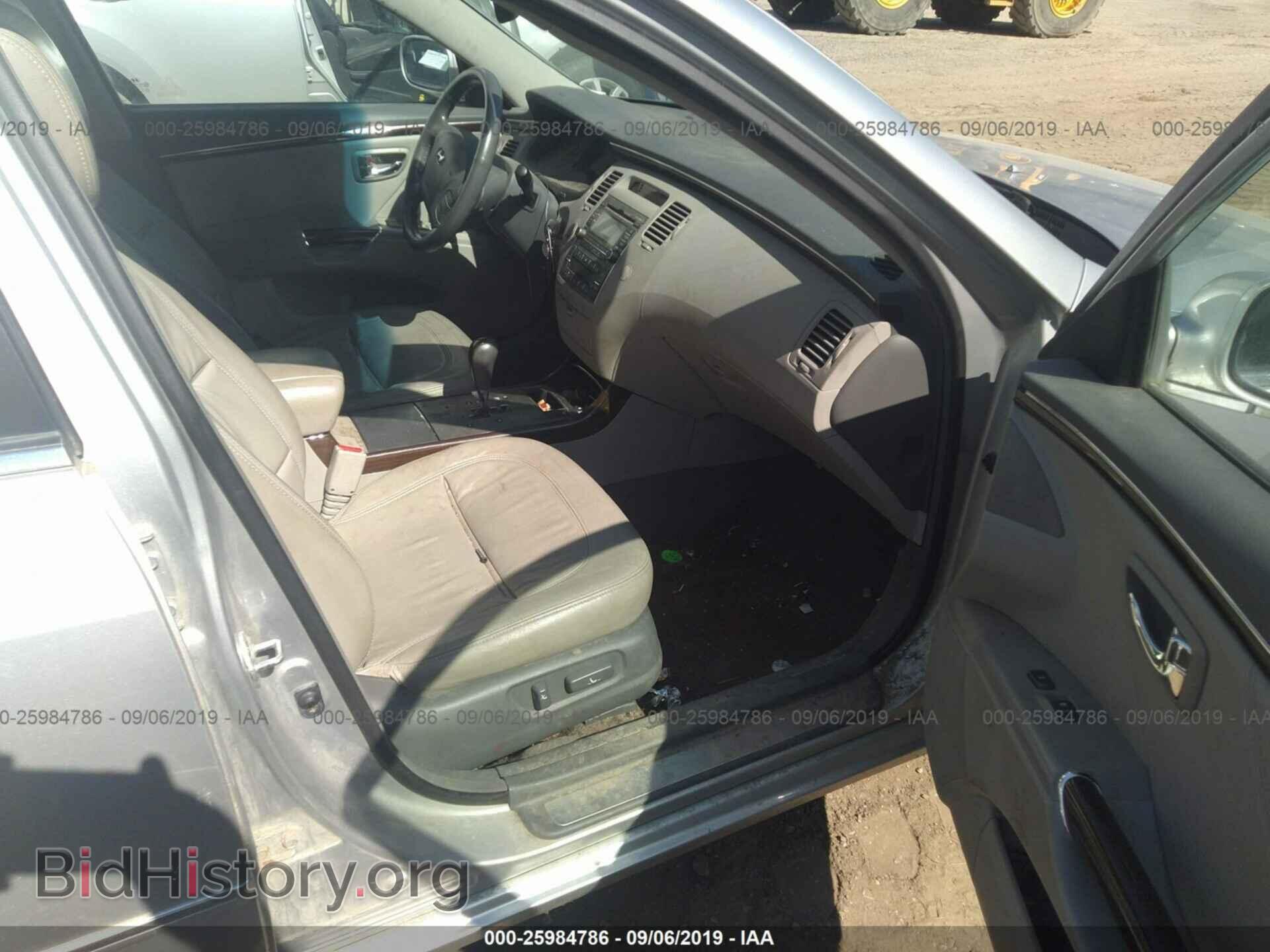 2009 HYUNDAI AZERA - VIN: KMHFC46D59A352111 - Фото 5