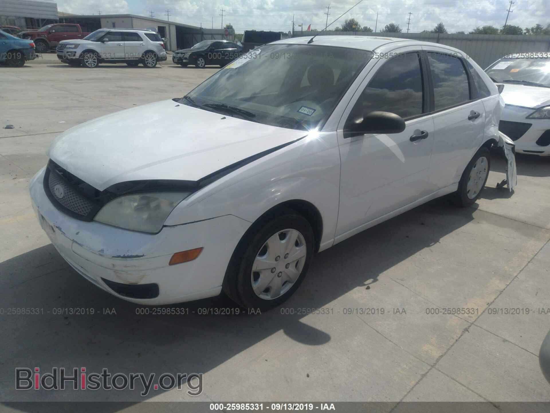 2005 FORD FOCUS - VIN: 1FAFP34N95W152124 - Фото 2