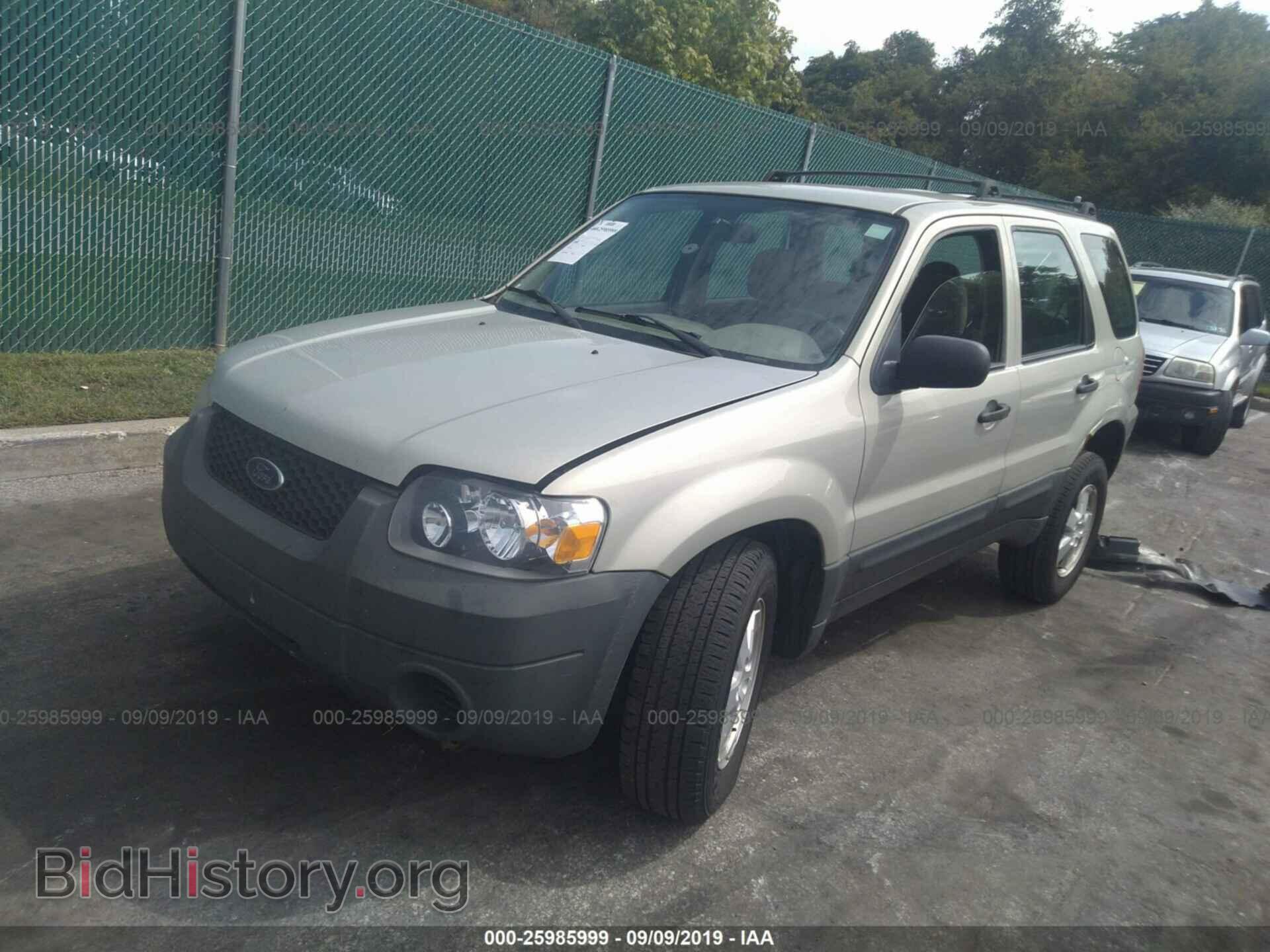 2005 FORD ESCAPE - VIN: 1FMYU92Z75KB67504 - Фото 2