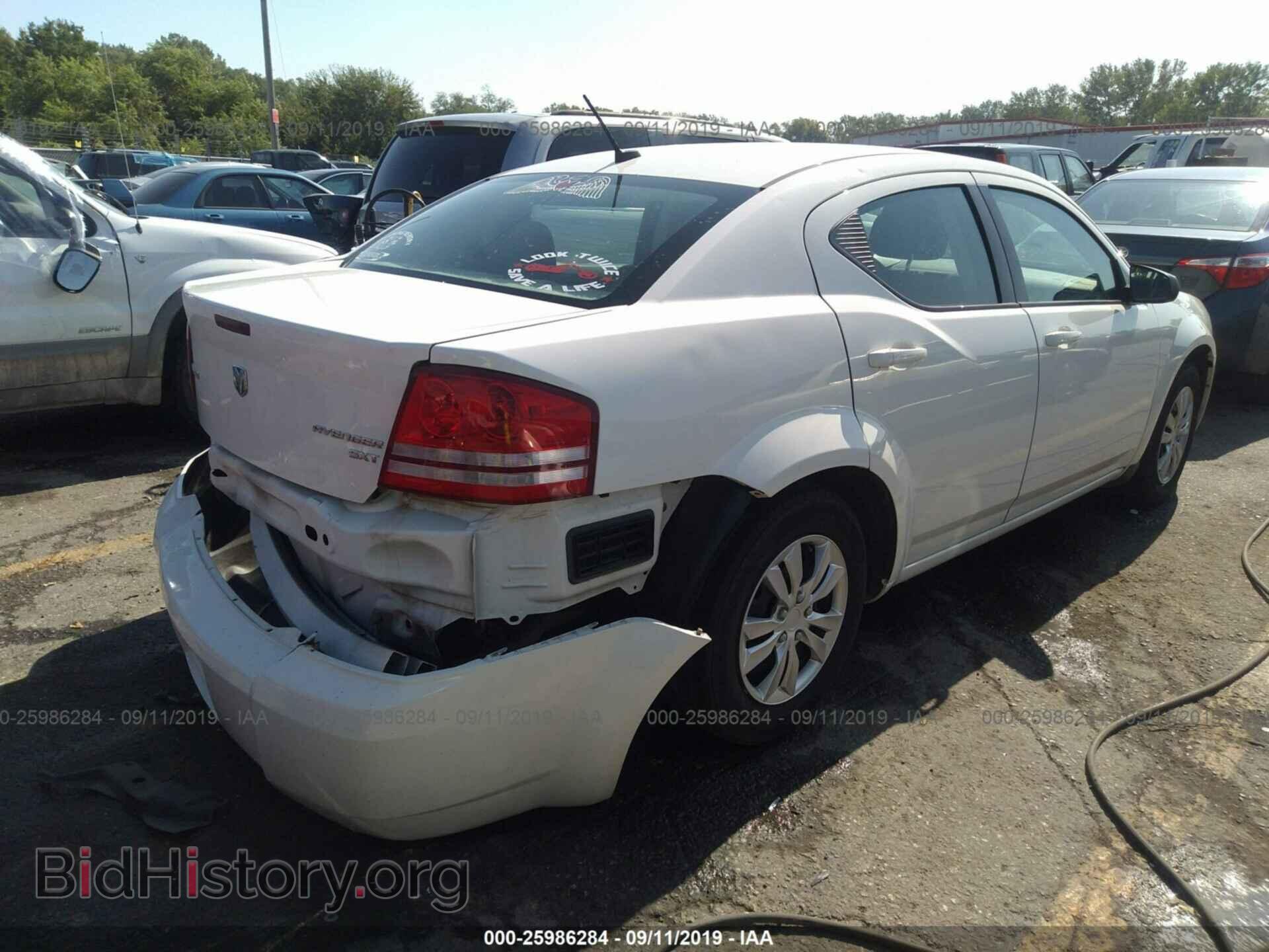 2010 DODGE AVENGER - VIN: 1B3CC4FB5AN133122 - Фото 4