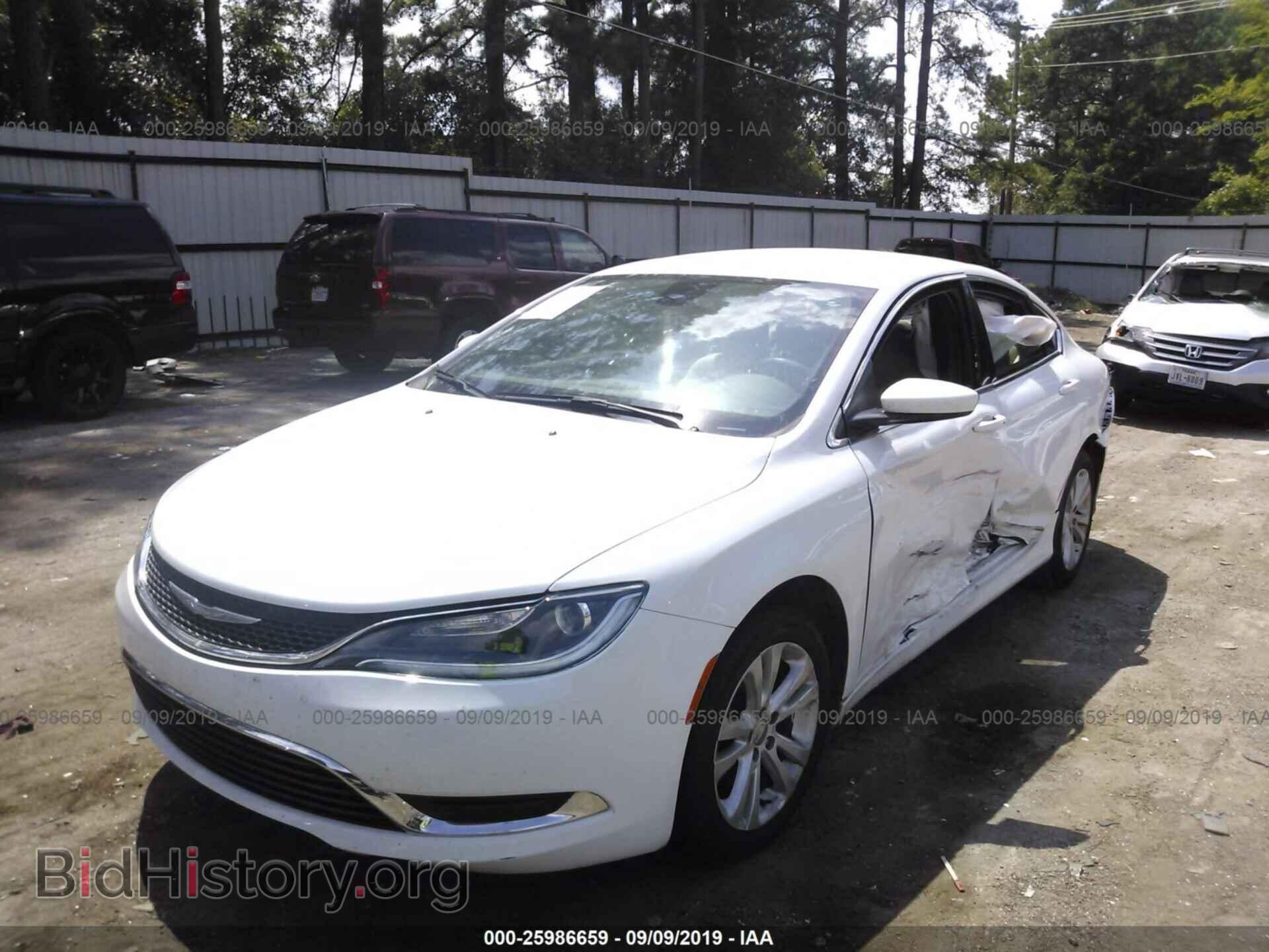 2016 CHRYSLER 200 - VIN: 1C3CCCAB6GN142554 - Фото 2