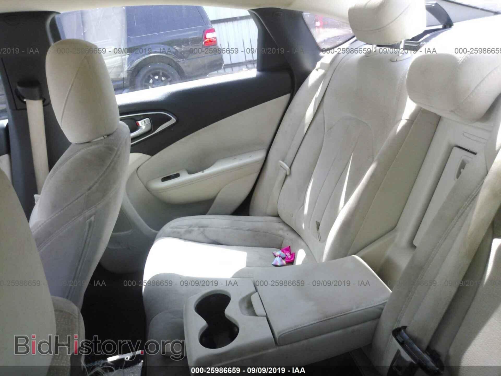 2016 CHRYSLER 200 - VIN: 1C3CCCAB6GN142554 - Фото 8