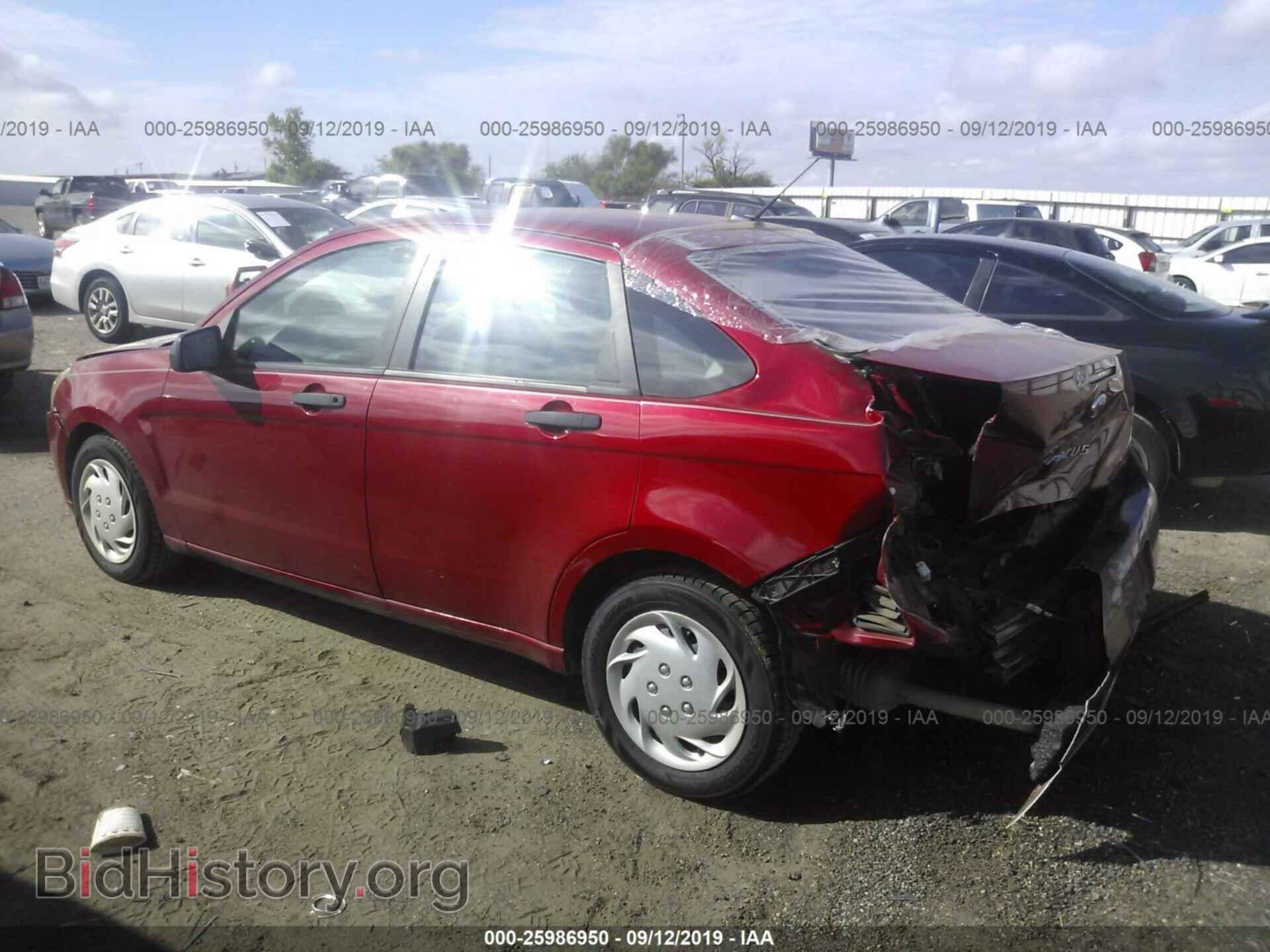 2011 FORD FOCUS - VIN: 1FAHP3EN8BW192150 - Фото 3