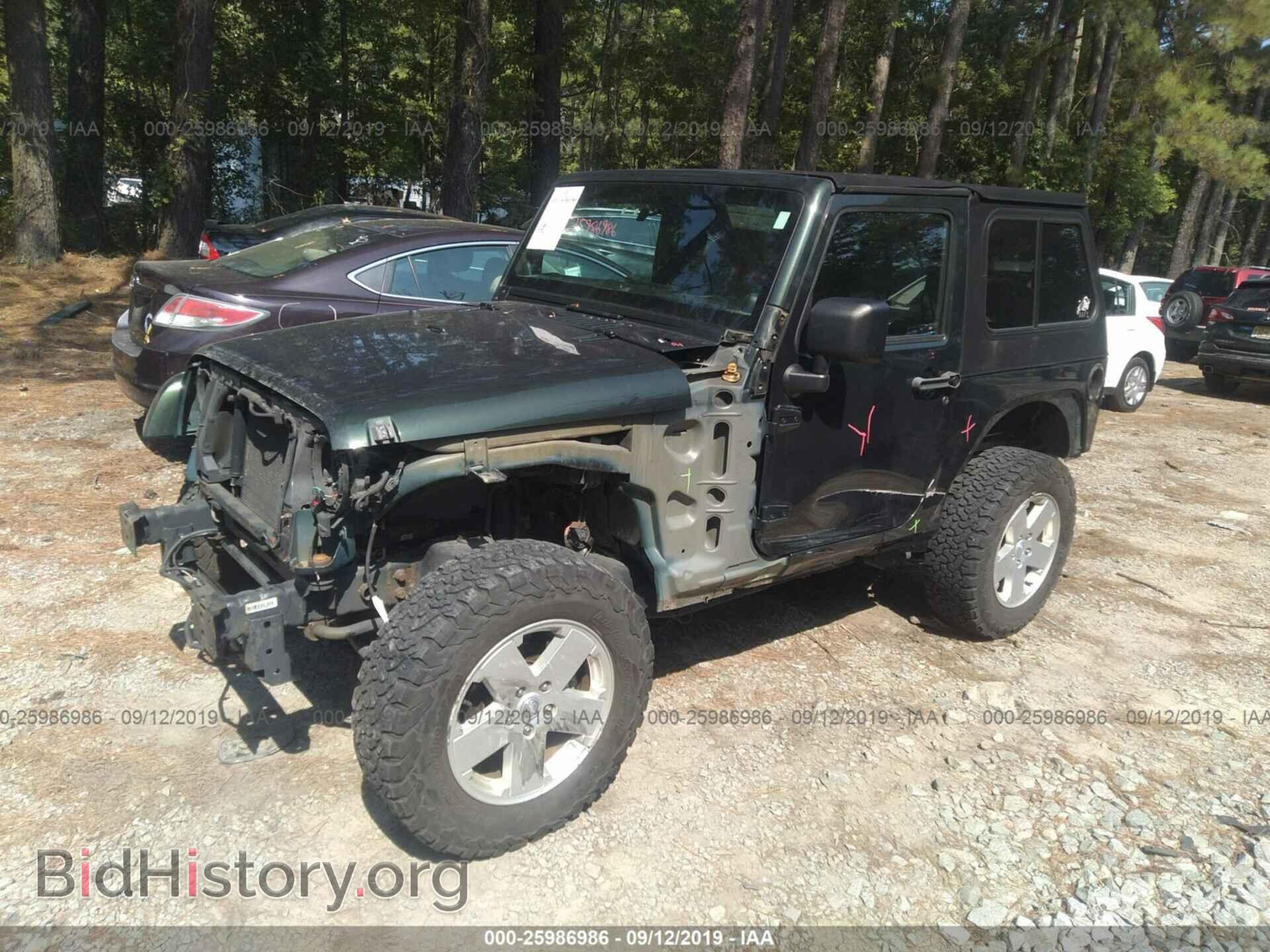 2011 JEEP WRANGLER - VIN: 1J4GA5D1XBL505681 - Фото 2