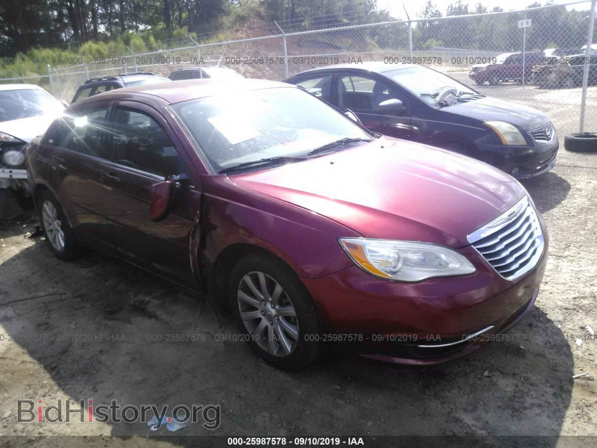Photo 1C3CCBBB8DN557993 - CHRYSLER 200 2013