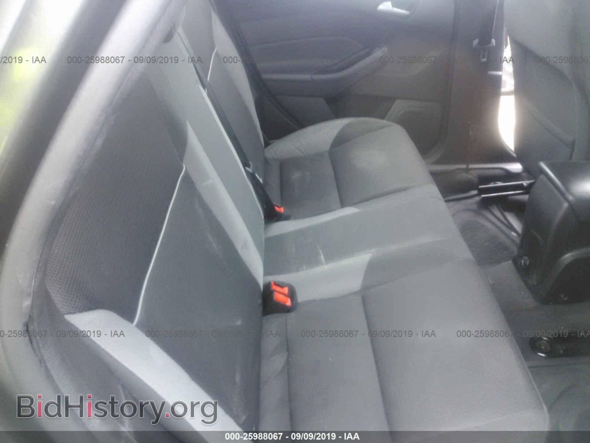 2014 FORD FOCUS - VIN: 1FADP3F2XEL104885 - Photo 8
