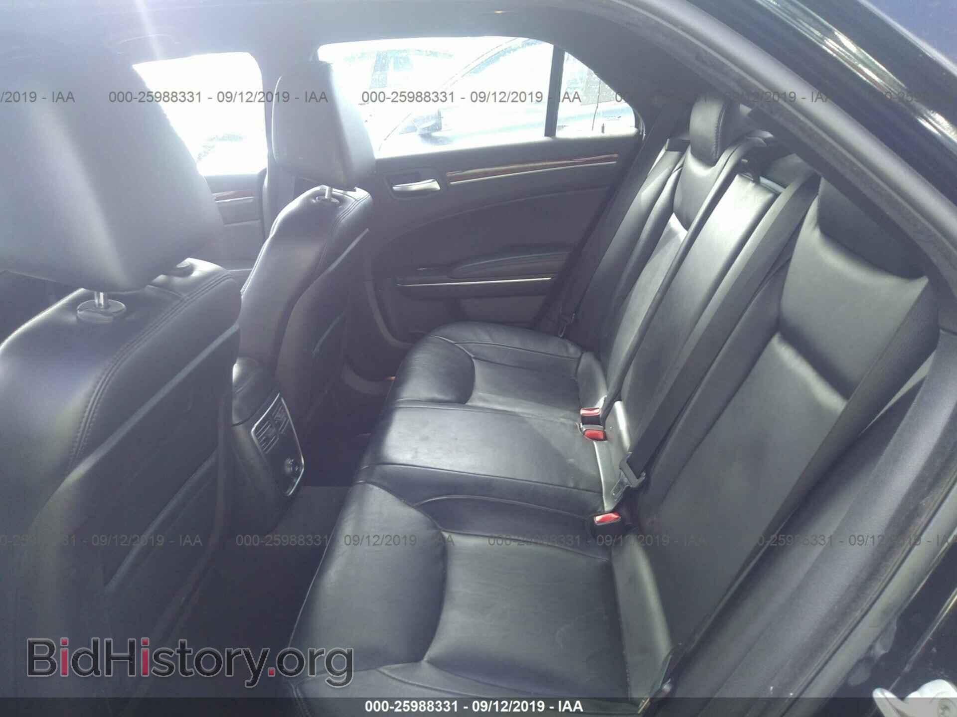 2012 CHRYSLER 300 - VIN: 2C3CCACG9CH113467 - Фото 8