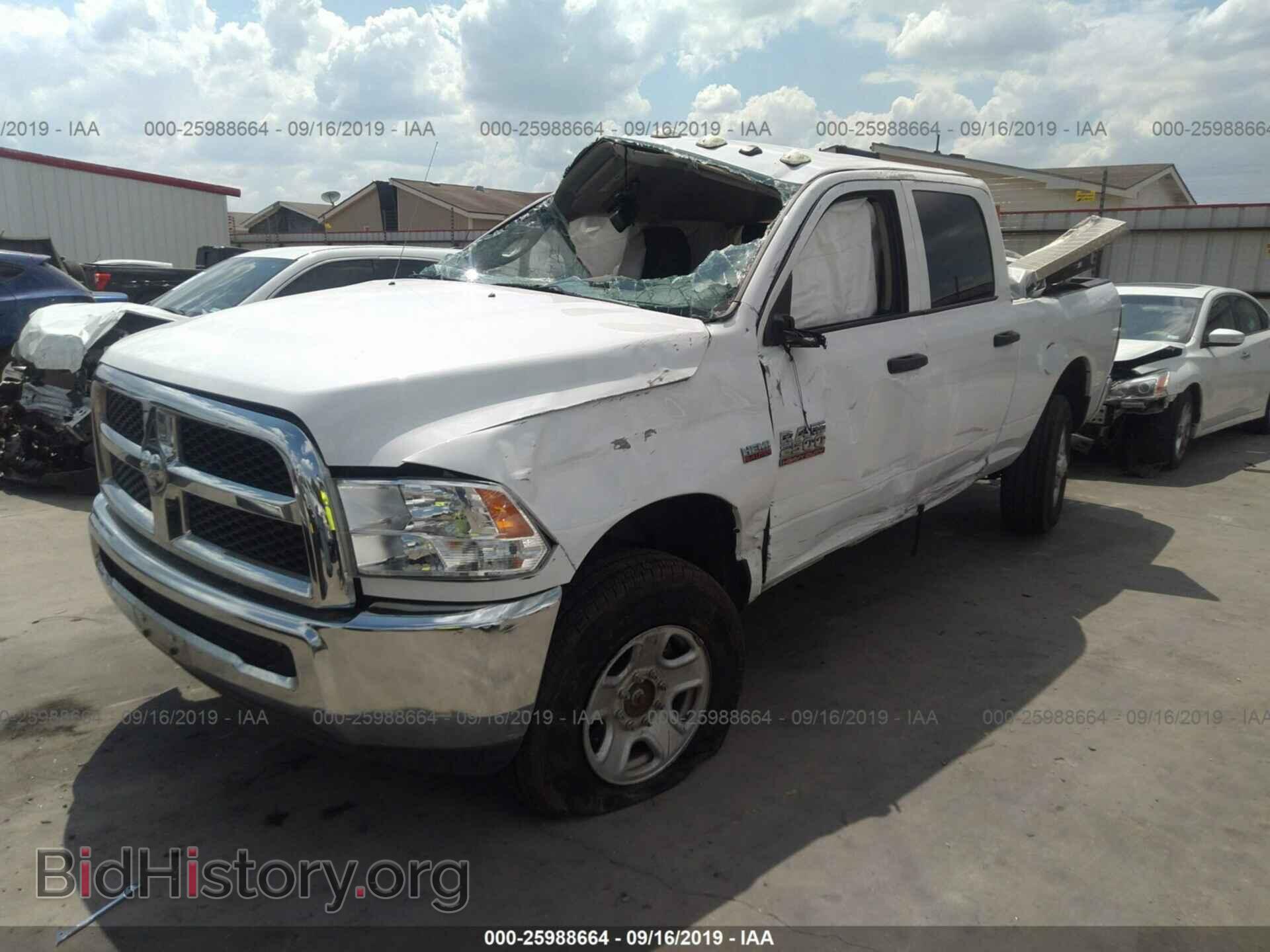 2015 RAM 2500 - VIN: 3C6UR5CJ1FG586826 - Фото 2