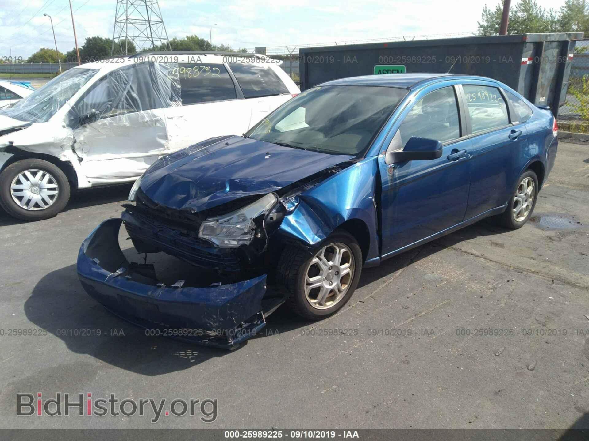 2008 FORD FOCUS - VIN: 1FAHP35N88W156080 - Фото 2
