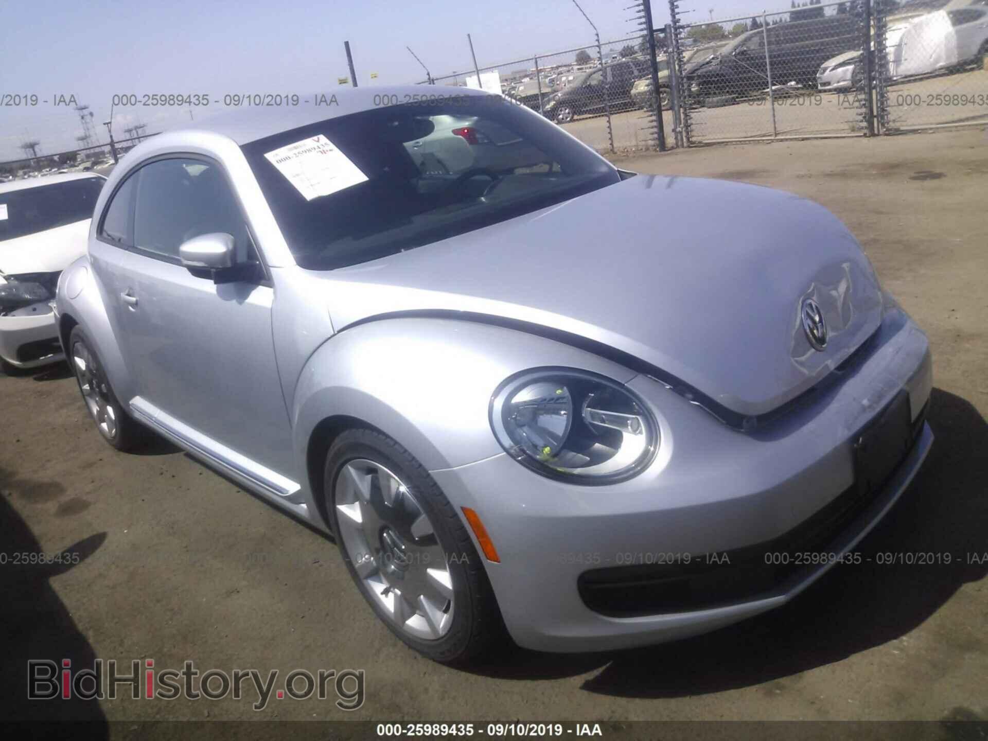 Фотография 3VWJP7AT5CM629365 - VOLKSWAGEN BEETLE 2012