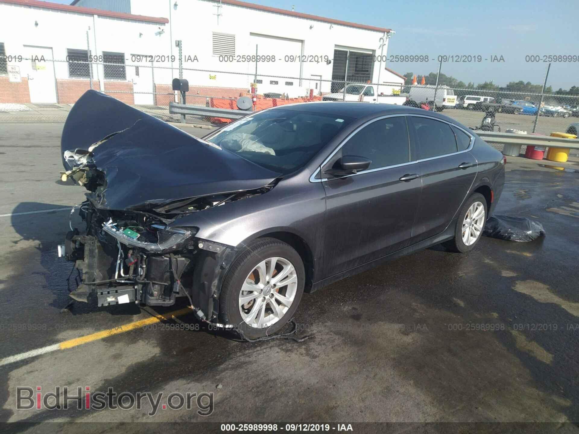 2015 CHRYSLER 200 - VIN: 1C3CCCAB8FN714707 - Photo 2