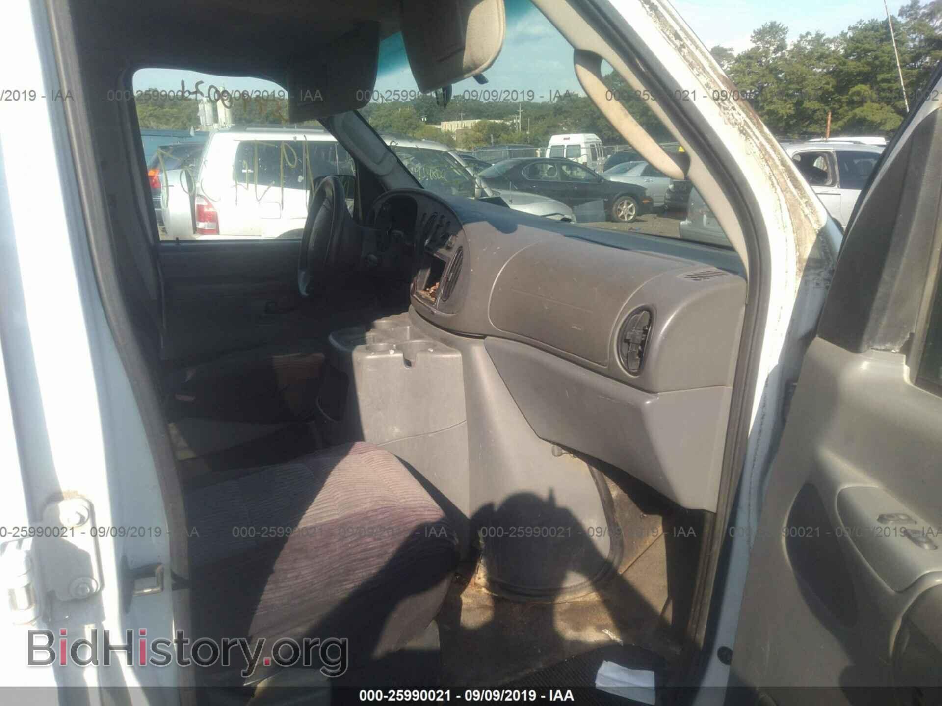2004 FORD ECONOLINE - VIN: 1FBSS31S94HB03515 - Фото 5
