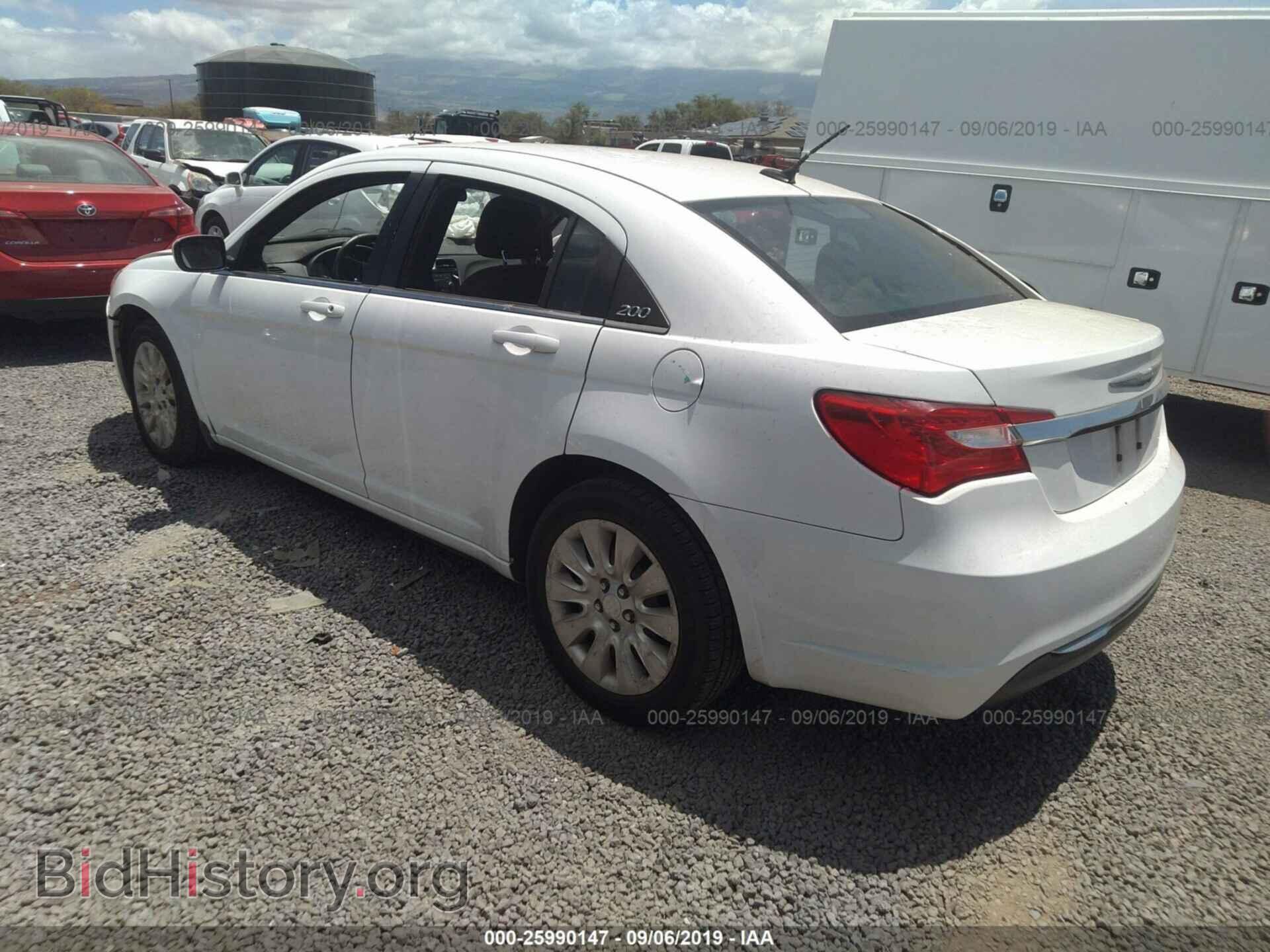 2012 CHRYSLER 200 - VIN: 1C3CCBAB2CN159727 - Фото 3