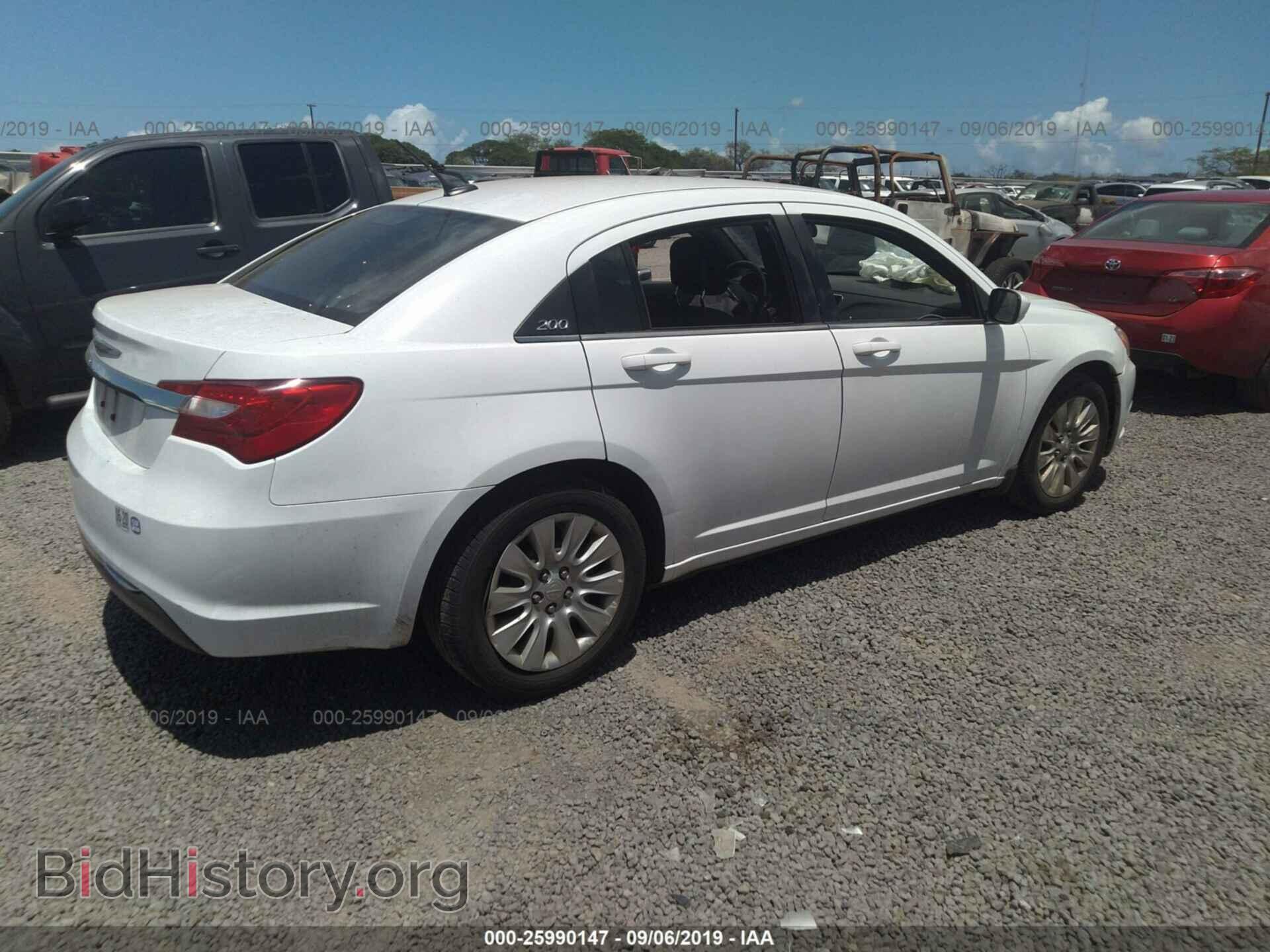 2012 CHRYSLER 200 - VIN: 1C3CCBAB2CN159727 - Фото 4