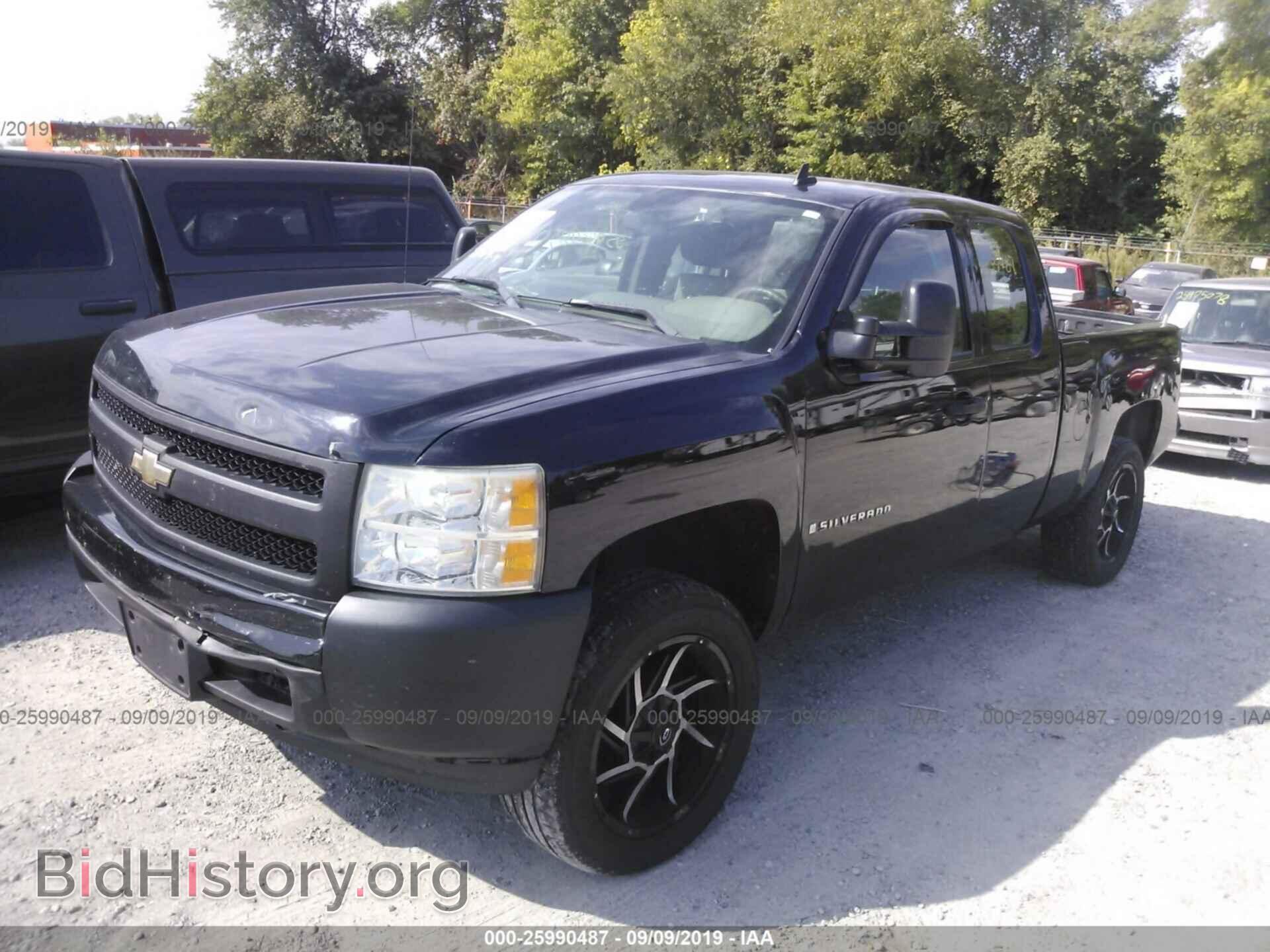 2007 CHEVROLET SILVERADO - VIN: 2GCEC19C071601472 - Фото 2