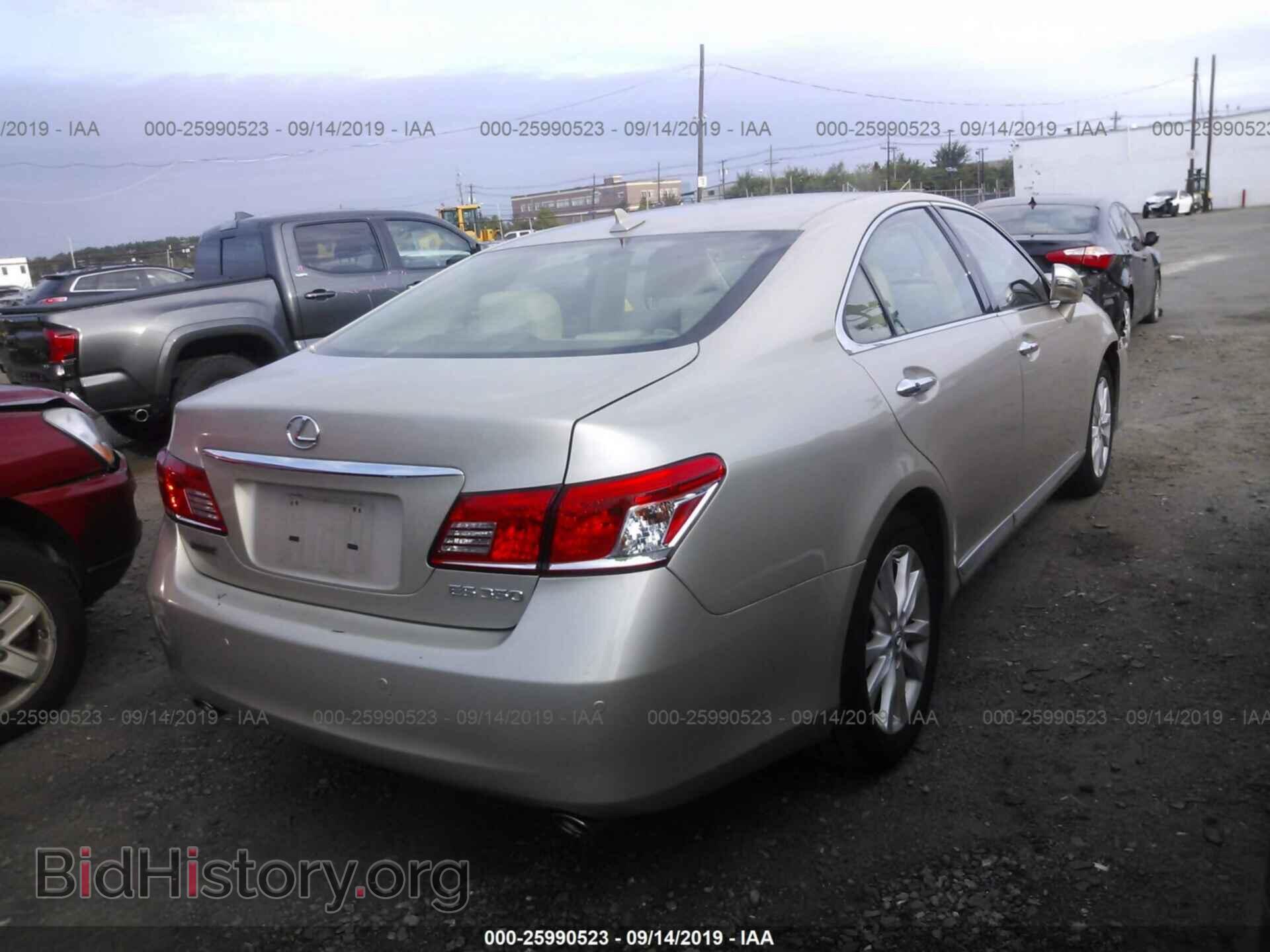 2011 LEXUS ES - VIN: JTHBK1EG7B2446294 - Photo 4